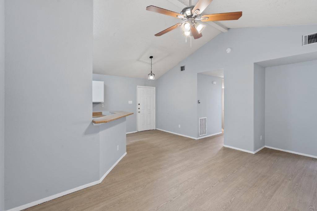 2906 Jadewood CT #A, Austin, TX 78748