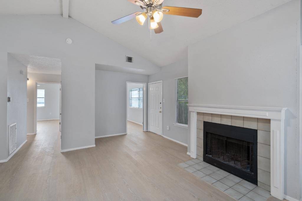 2906 Jadewood CT #A, Austin, TX 78748