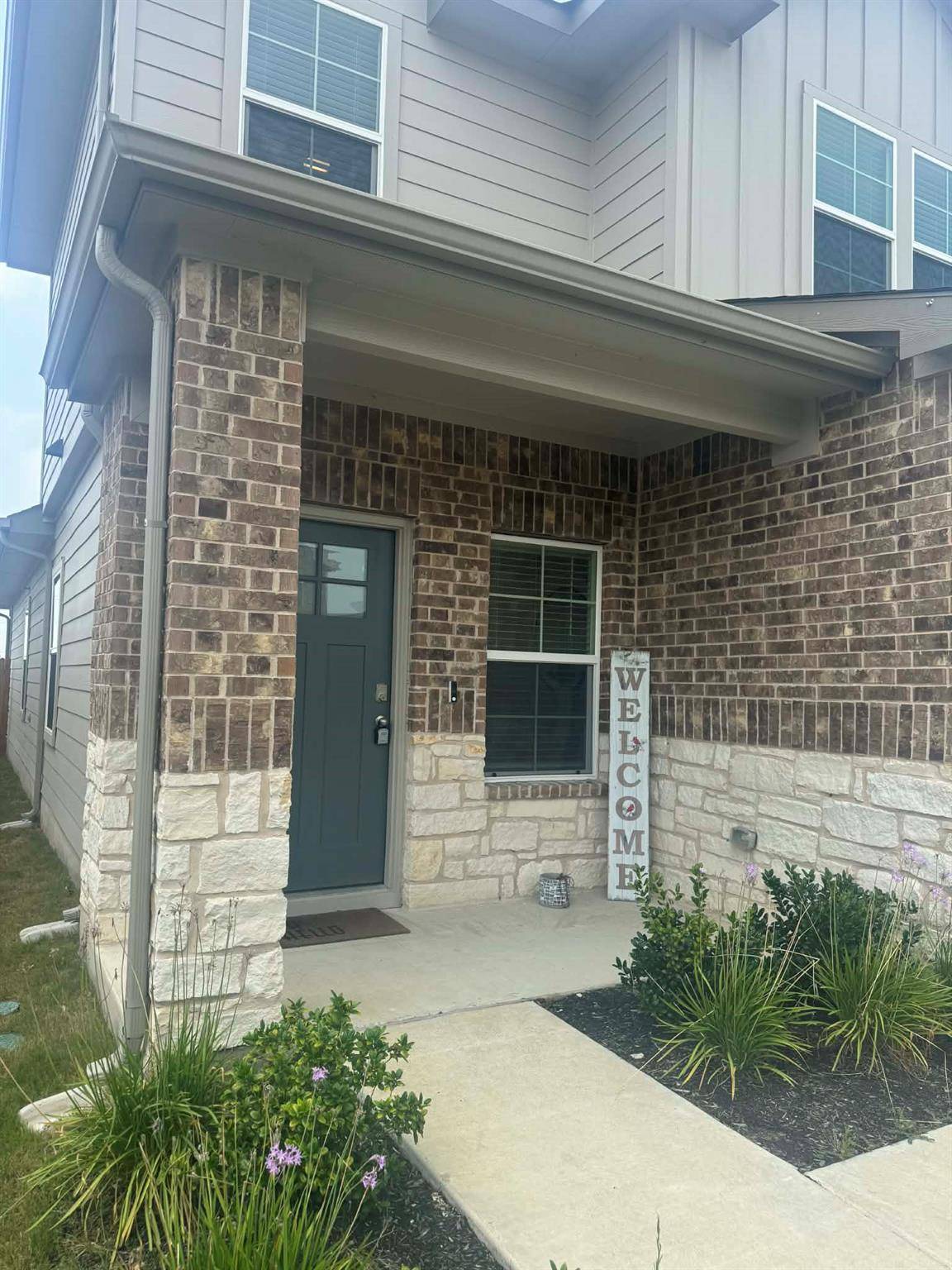 154 Arroyo Sweetwood CIR, Kyle, TX 78640