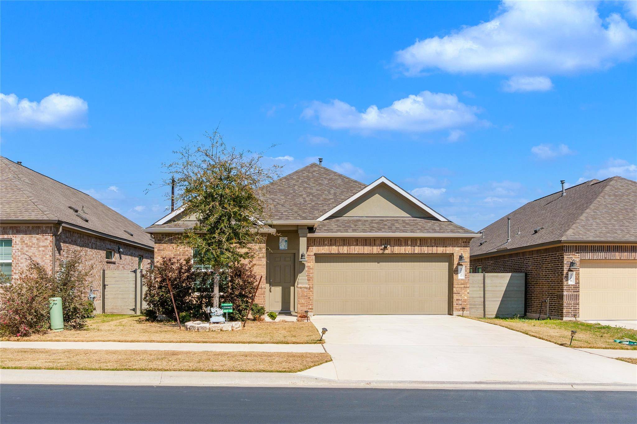 212 Flint Mountain RD, Georgetown, TX 78628
