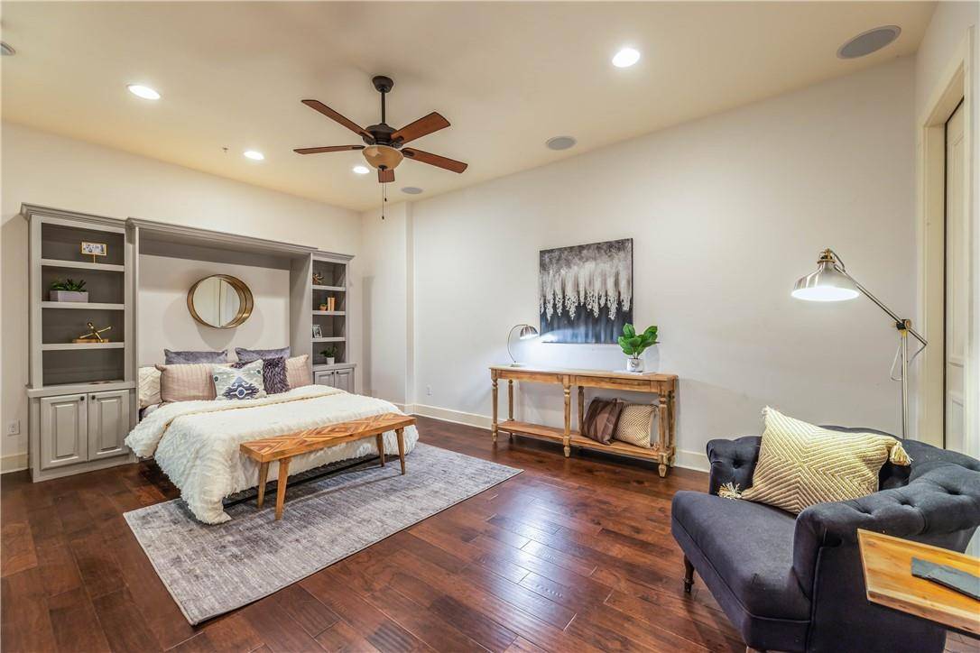 1529 Barton Springs RD #12, Austin, TX 78704