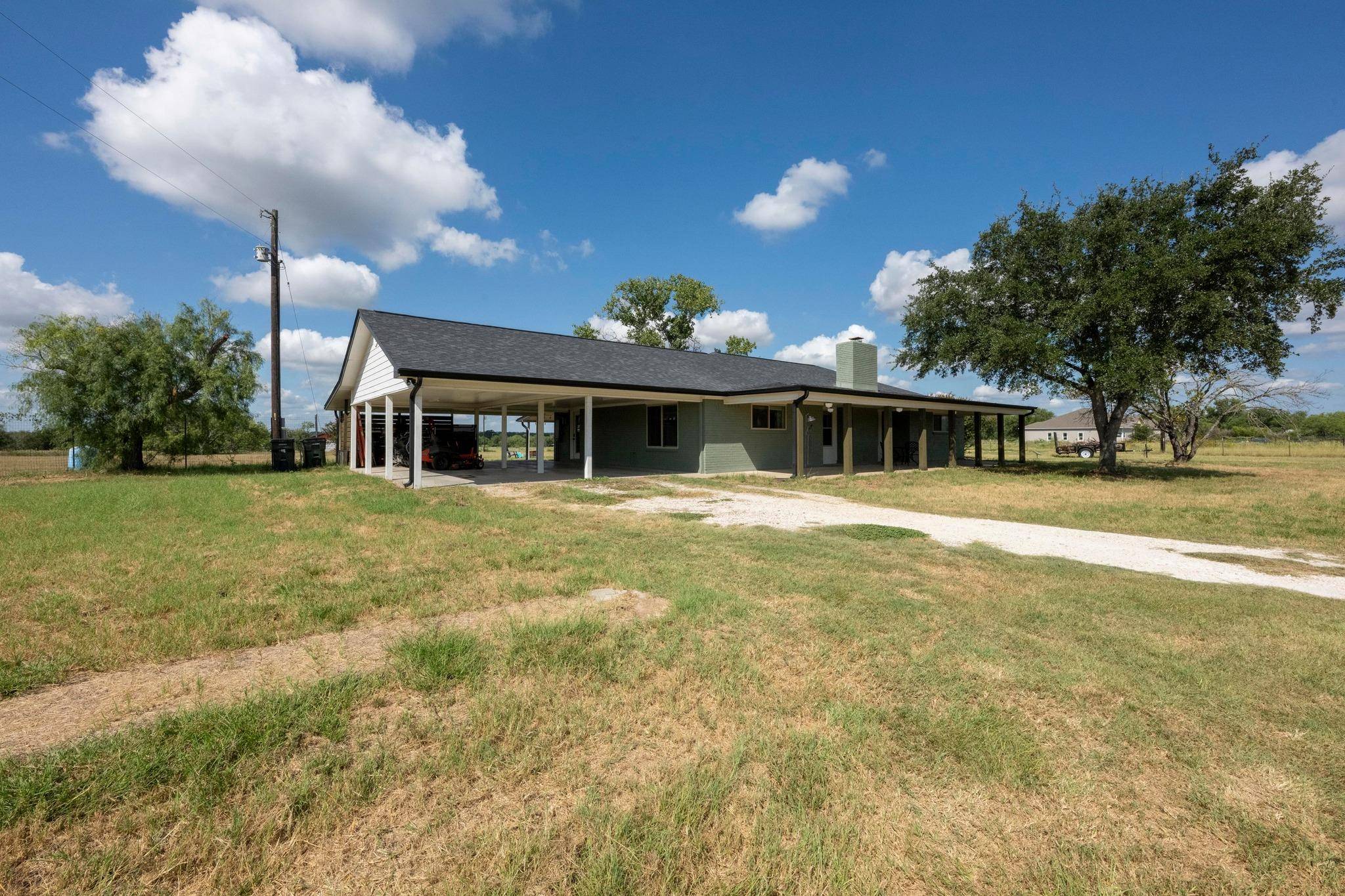175 Bobs TRL, Bastrop, TX 78602