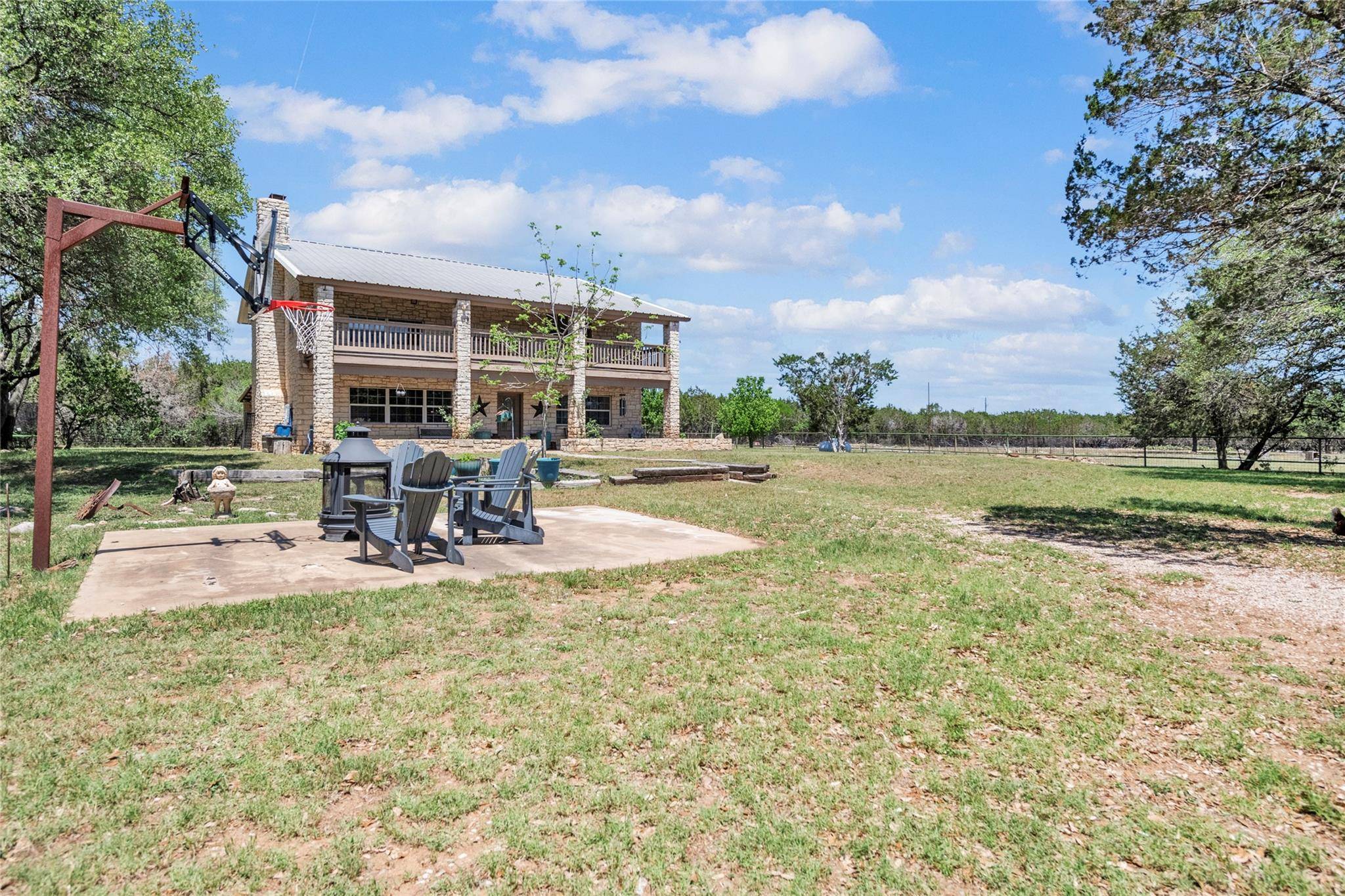 260 Flatrock TRL, Marble Falls, TX 78654