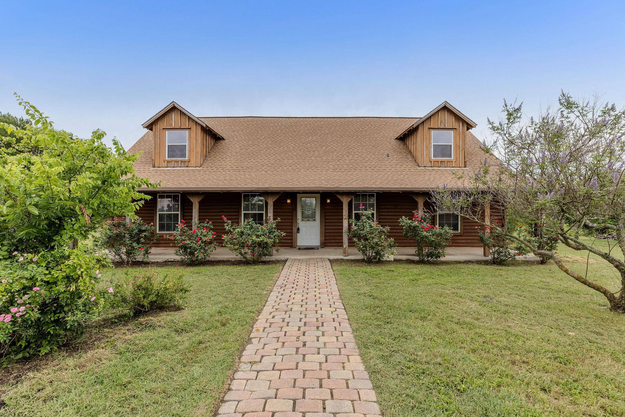 51 County Road 436, Thrall, TX 76578