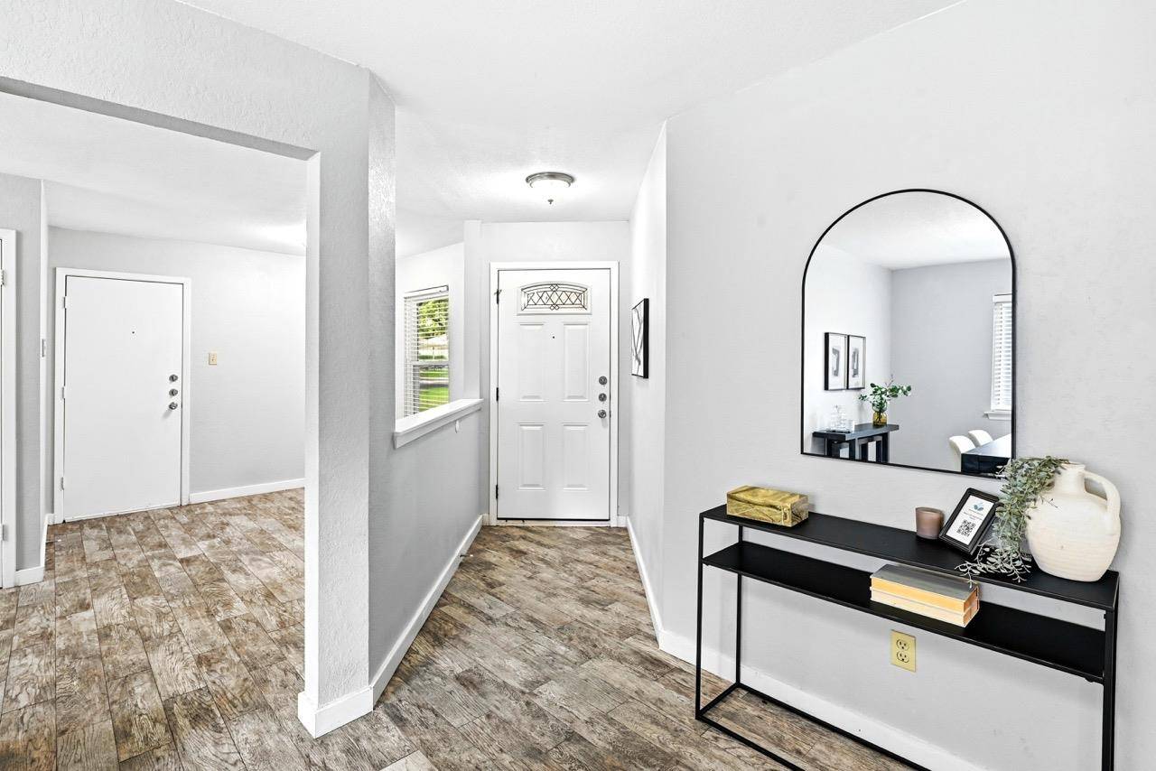 9733 Anderson Village DR, Austin, TX 78729