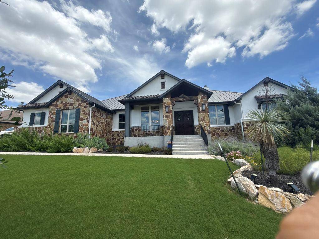 604 Brave Face ST, Leander, TX 78641