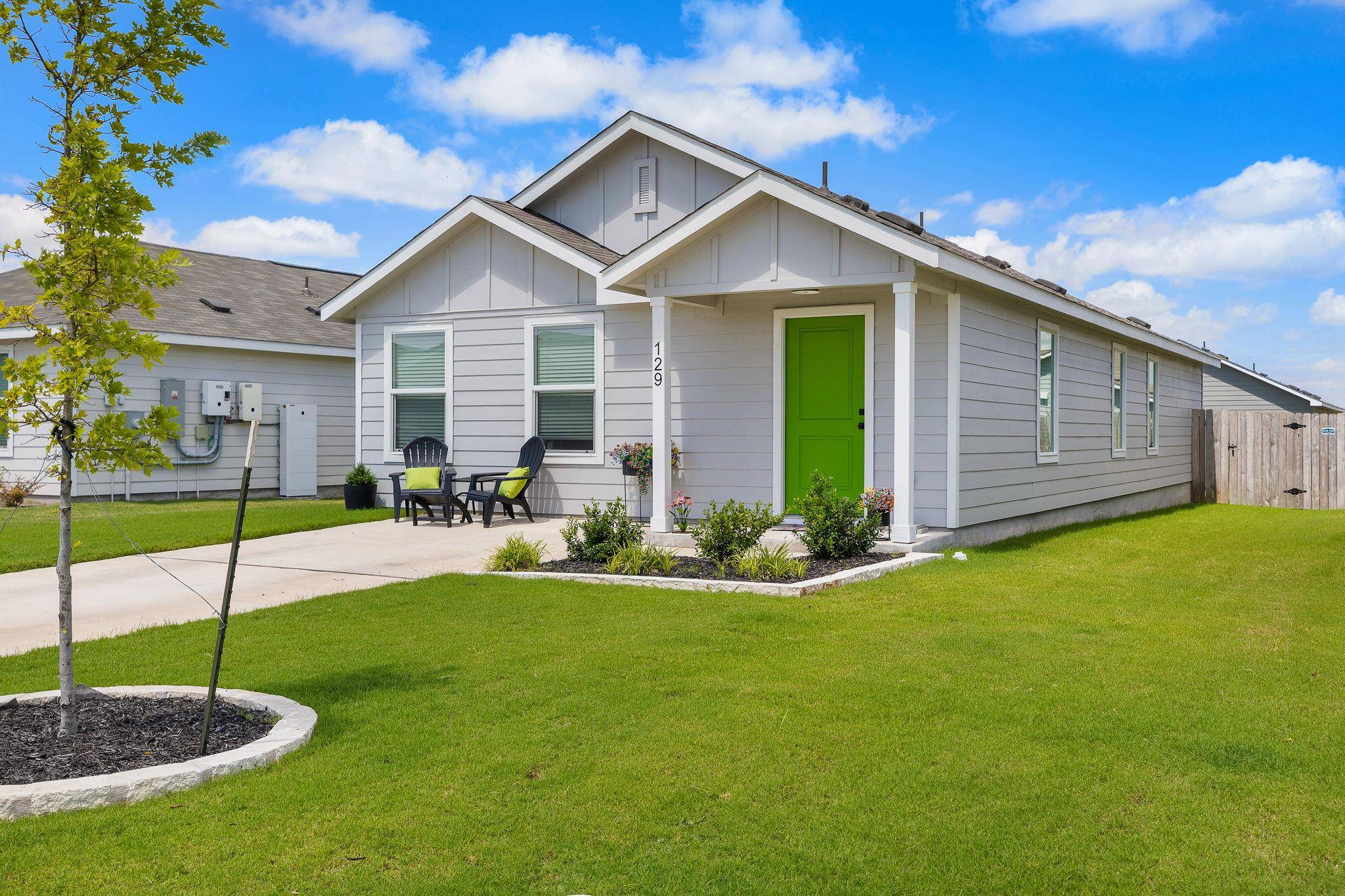 129 Jack Browning DR, Jarrell, TX 76537