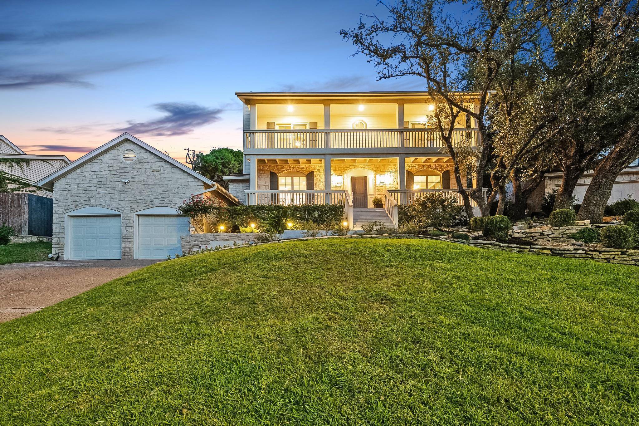 2005 Mistywood DR, Austin, TX 78746