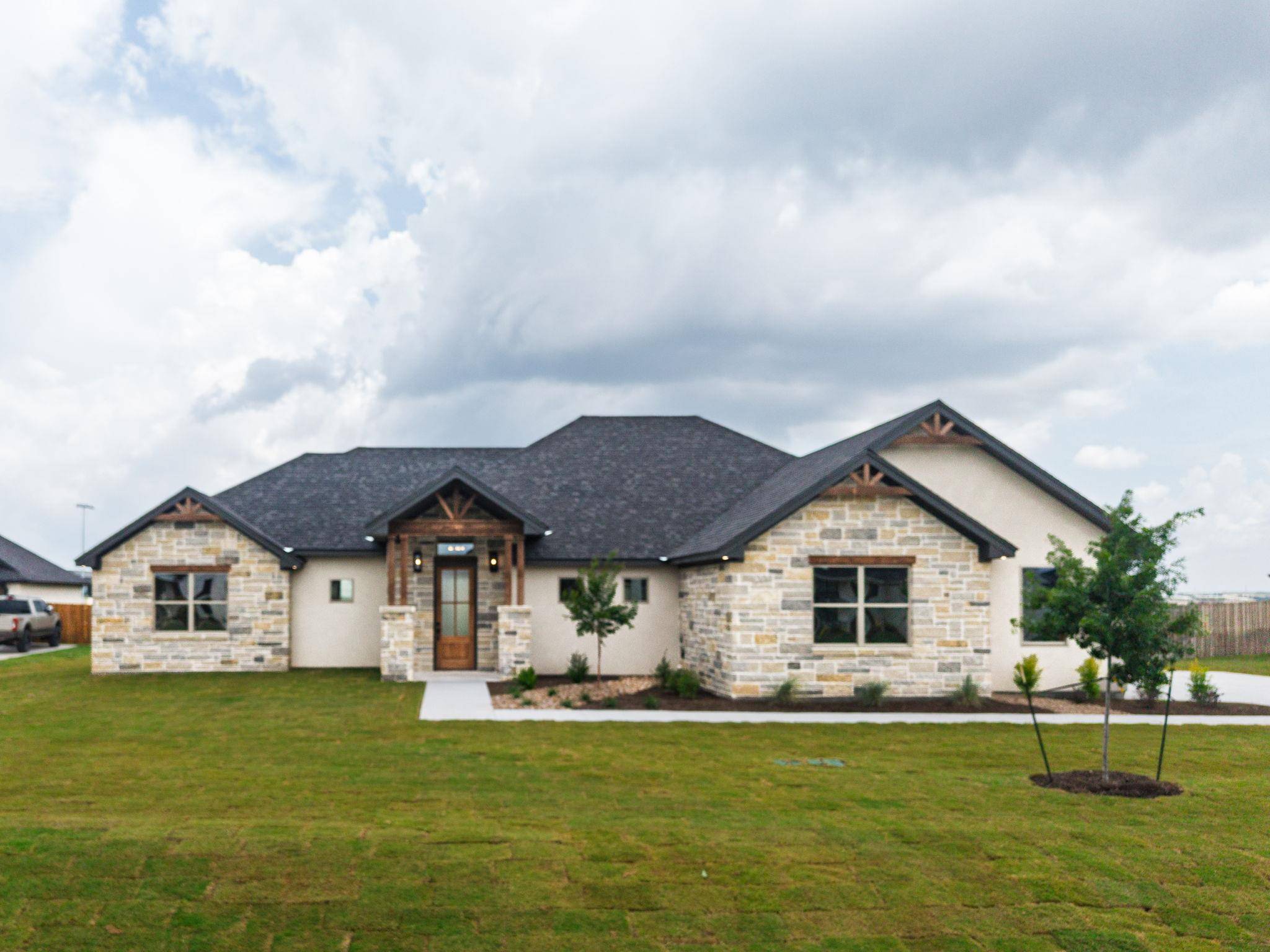 11043 Eagle Walk BLVD, Salado, TX 76571