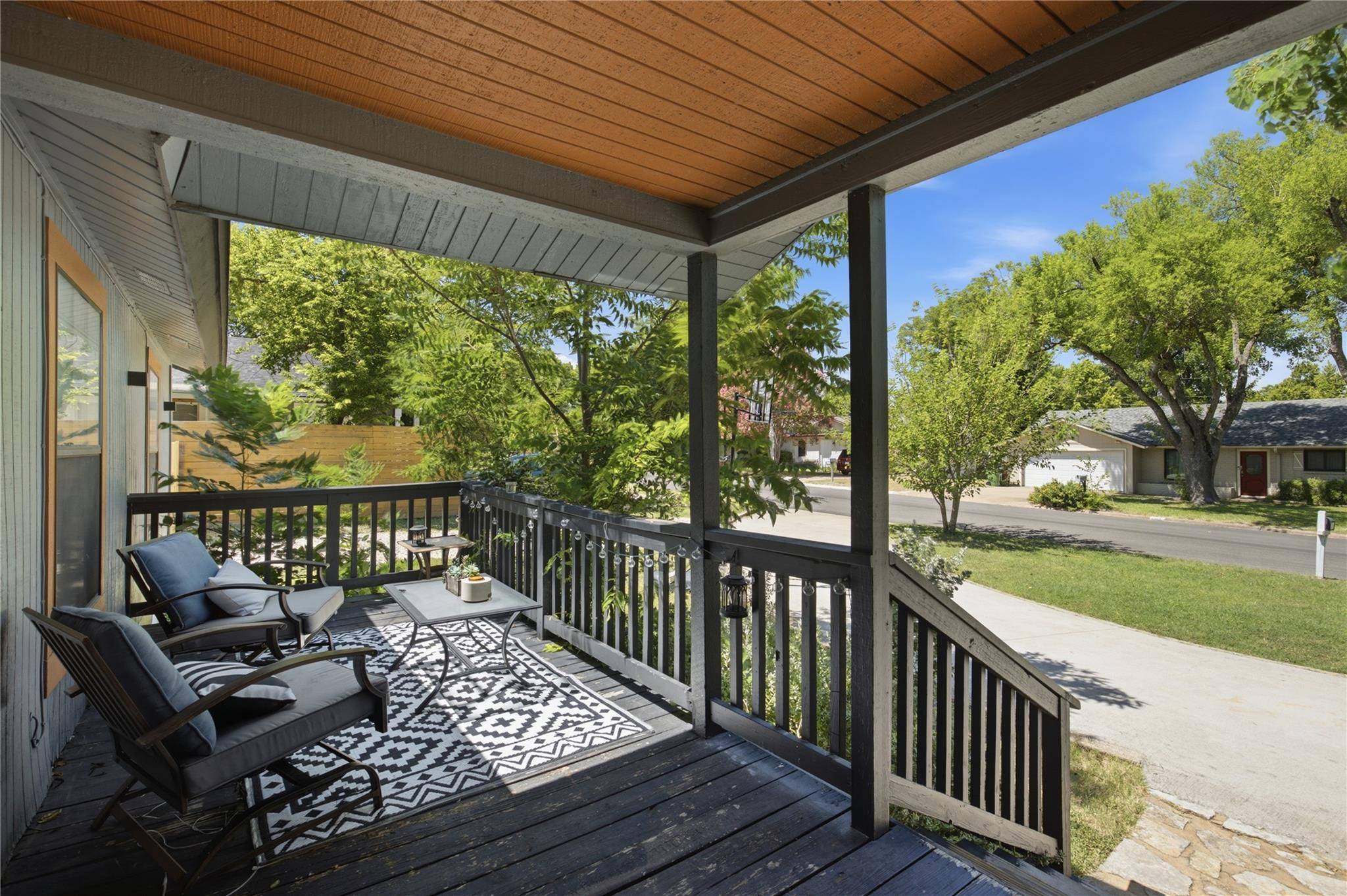2001 Dixie LN, Round Rock, TX 78664