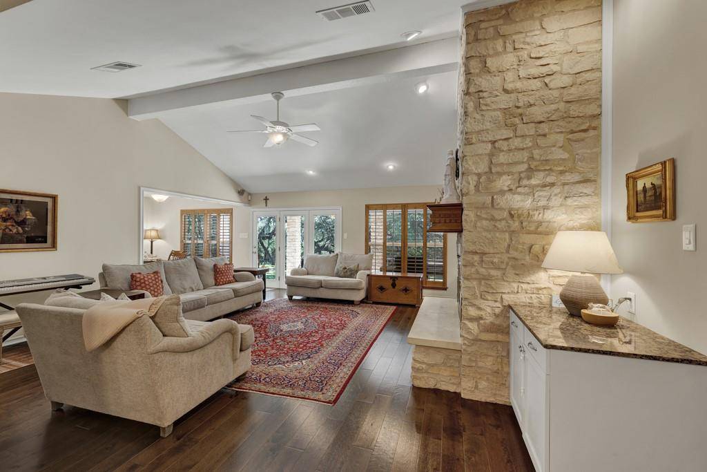 830 Palomino LN #1, San Marcos, TX 78666