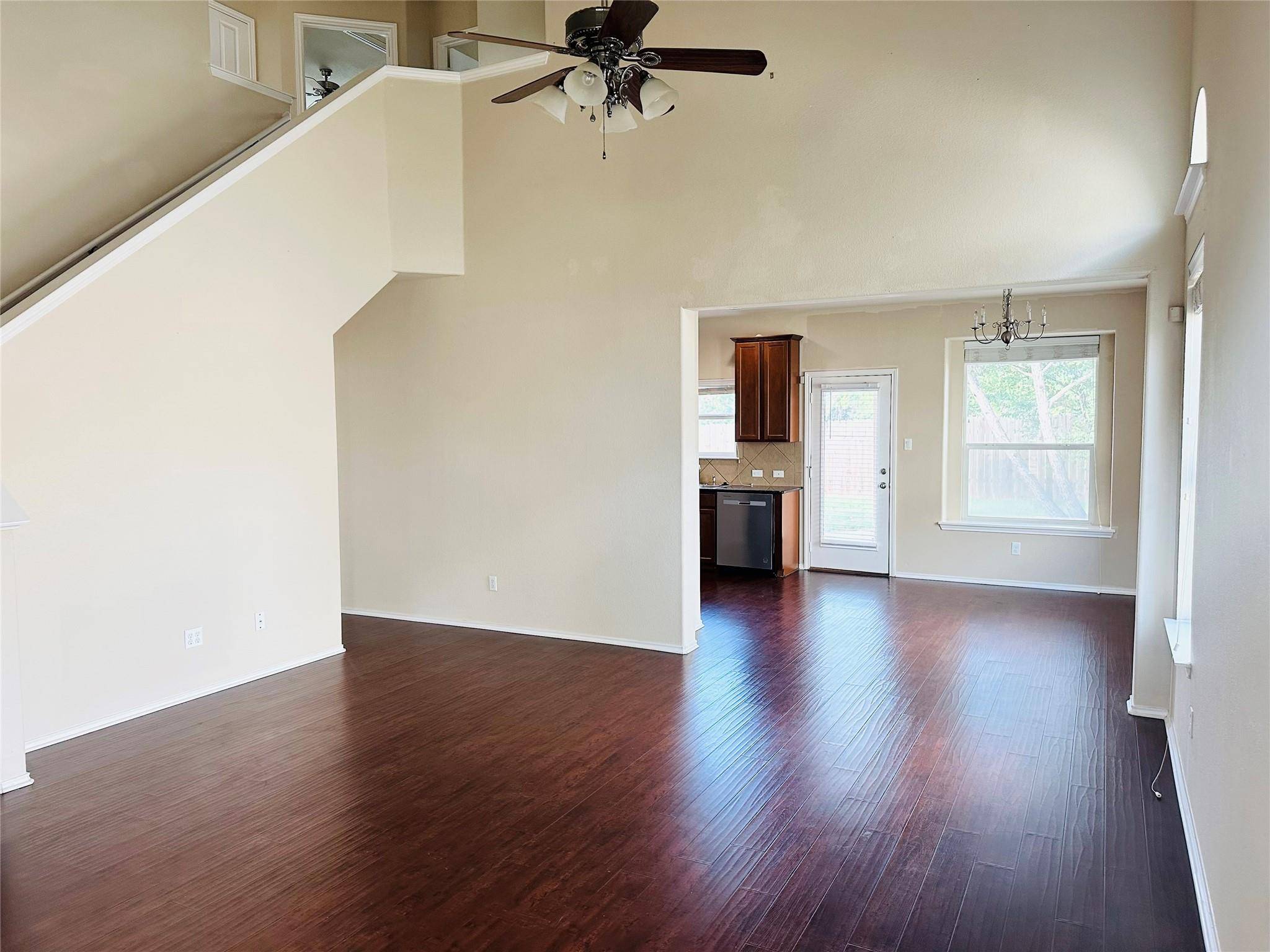 245 Verano DR, Kyle, TX 78640