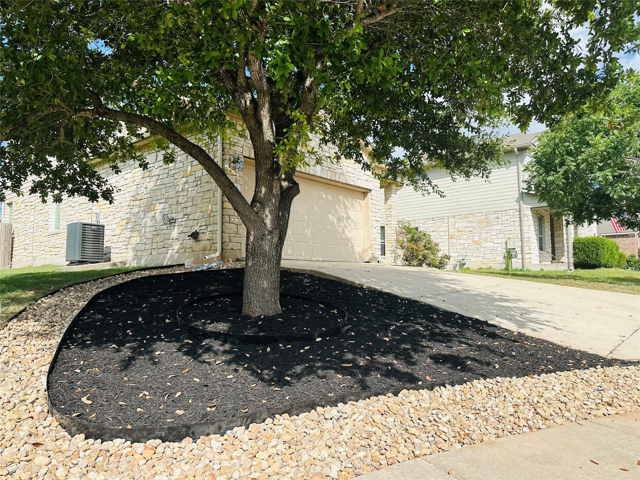 245 Verano DR, Kyle, TX 78640