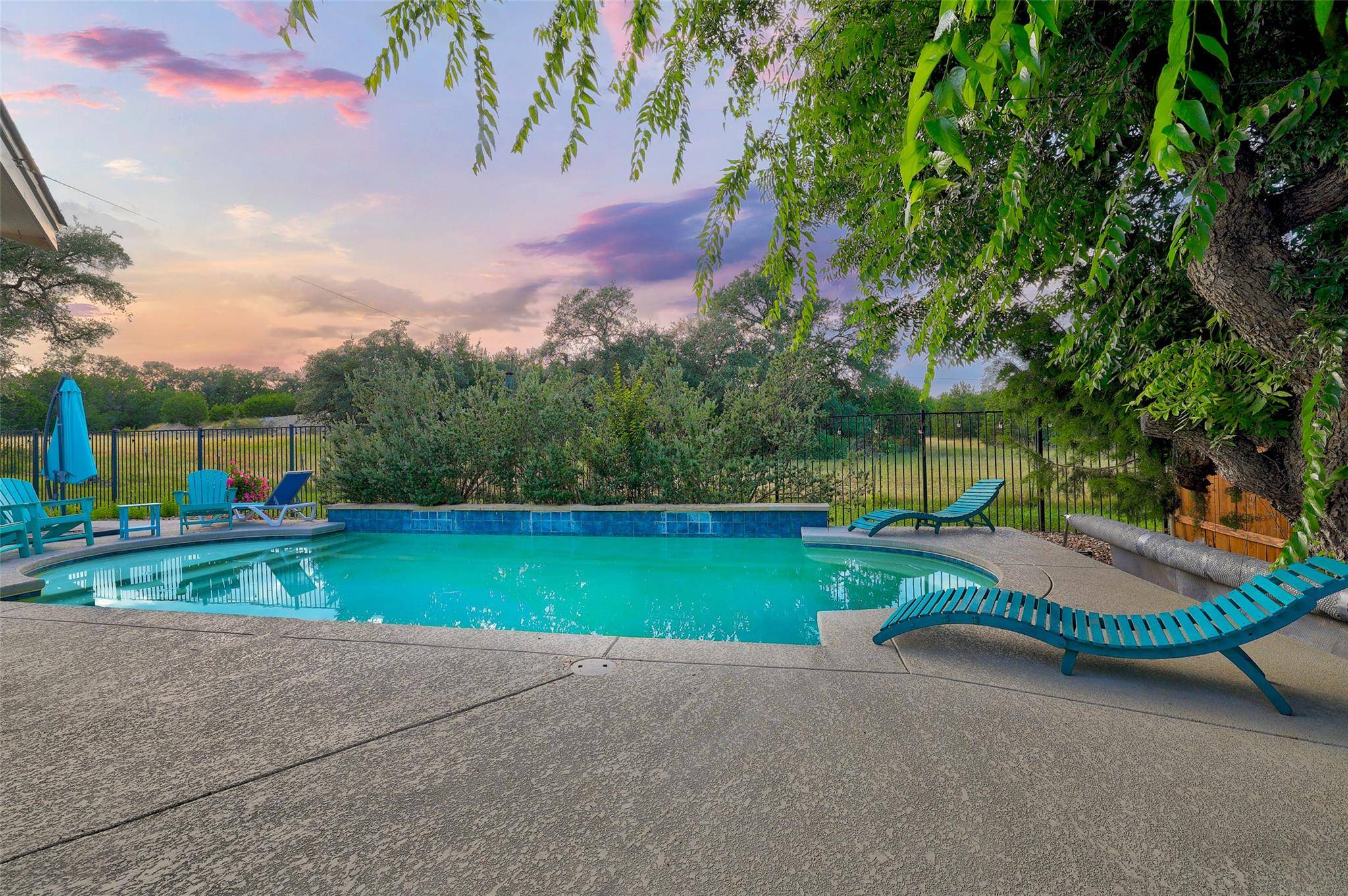 2304 Vaquero CV, Leander, TX 78641