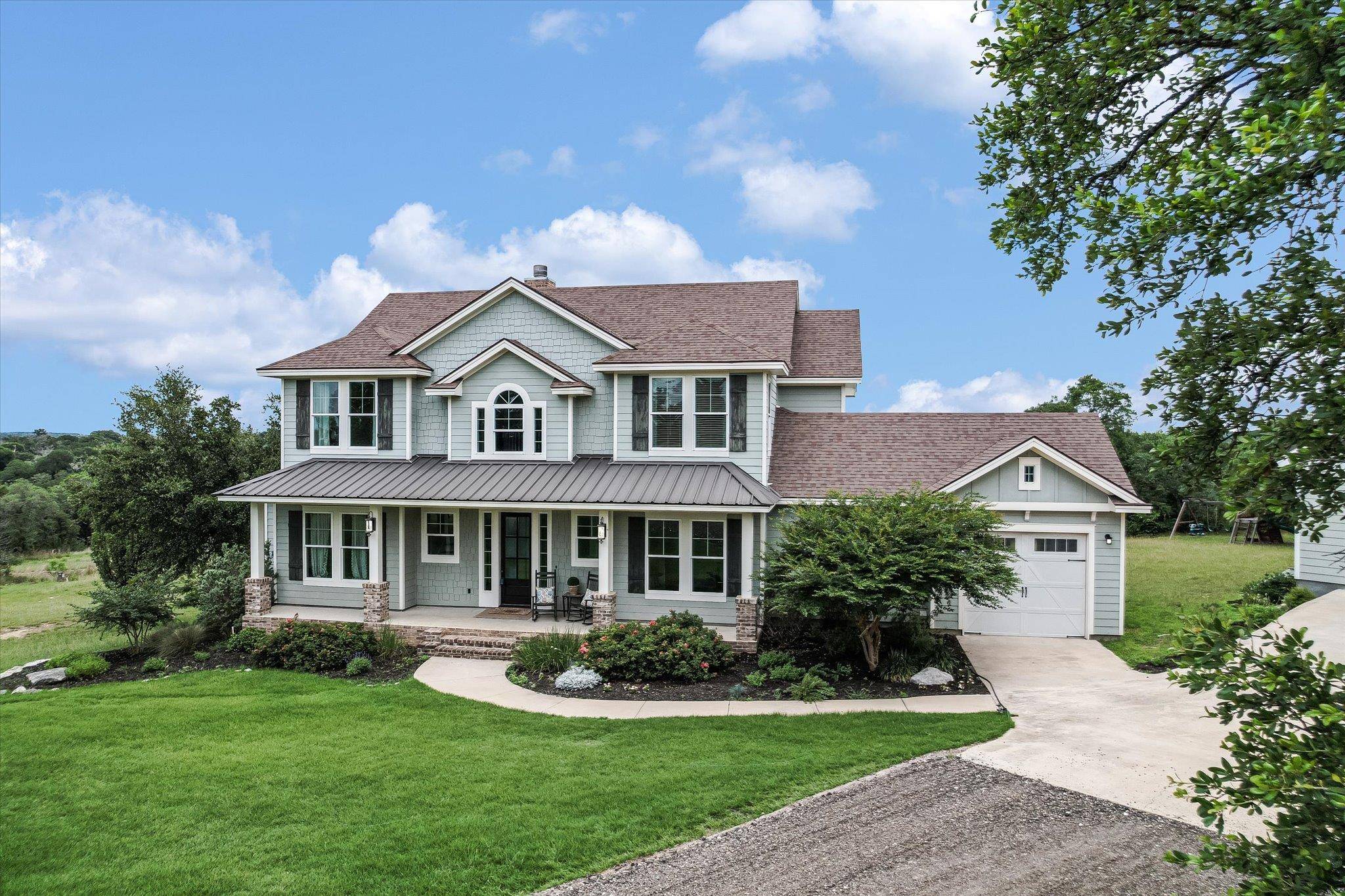 600 Abbey RD, Liberty Hill, TX 78642