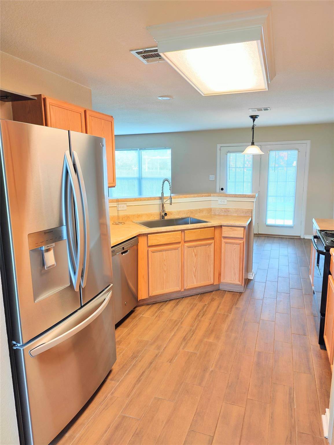 100 Pimlico, Kyle, TX 78640