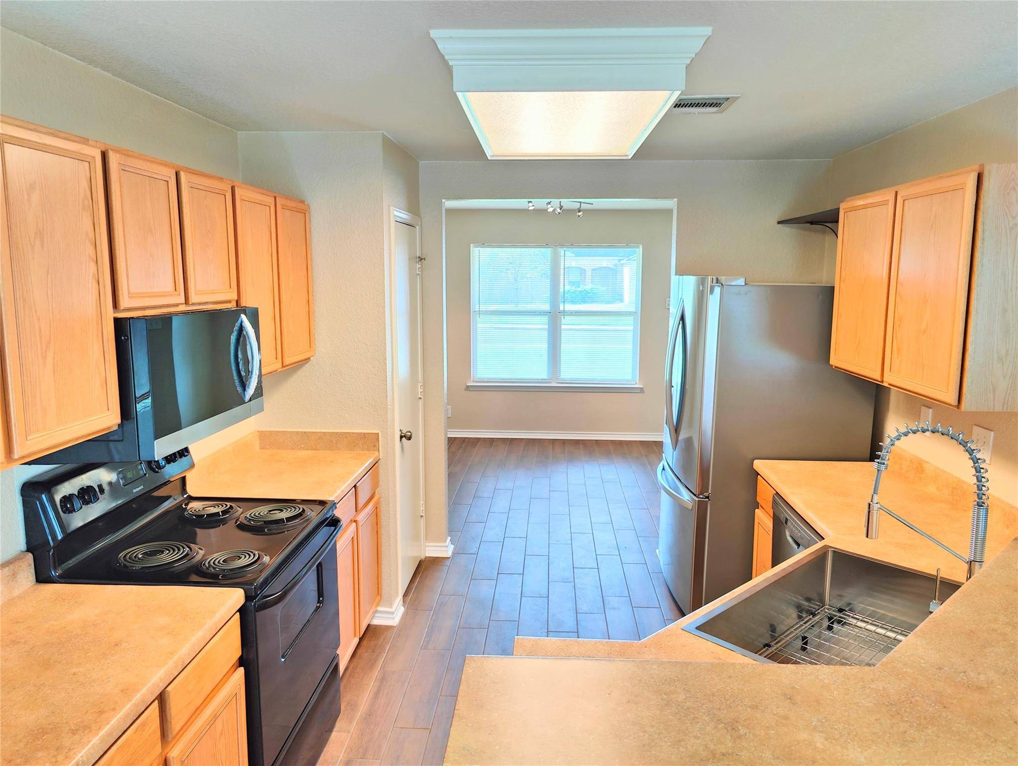 100 Pimlico, Kyle, TX 78640