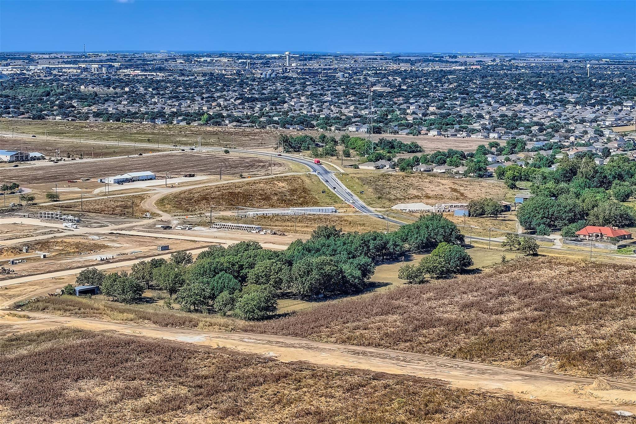 10026 Fm 1660, Hutto, TX 78634