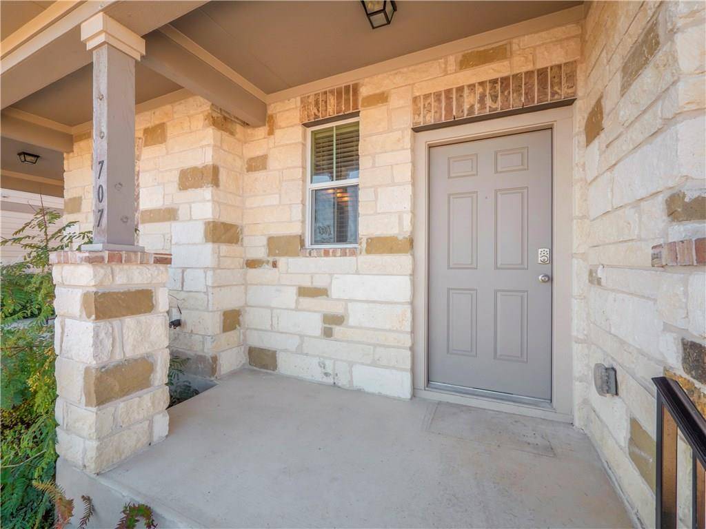 707 Katmai CIR, Pflugerville, TX 78660