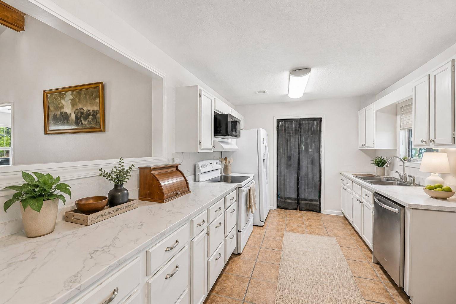 508 River Hills DR, San Marcos, TX 78666