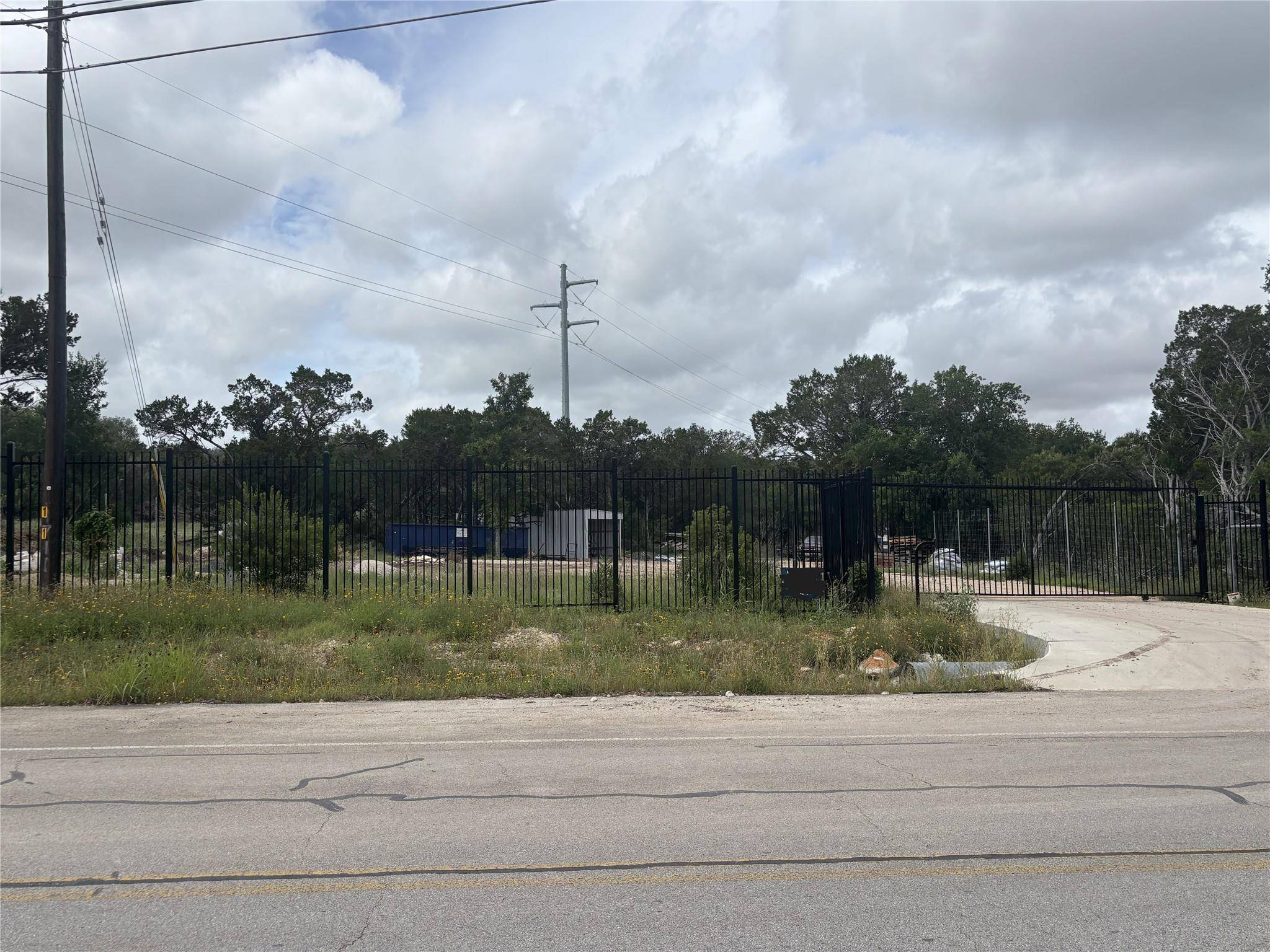 1711 W McCarty LN, San Marcos, TX 78666