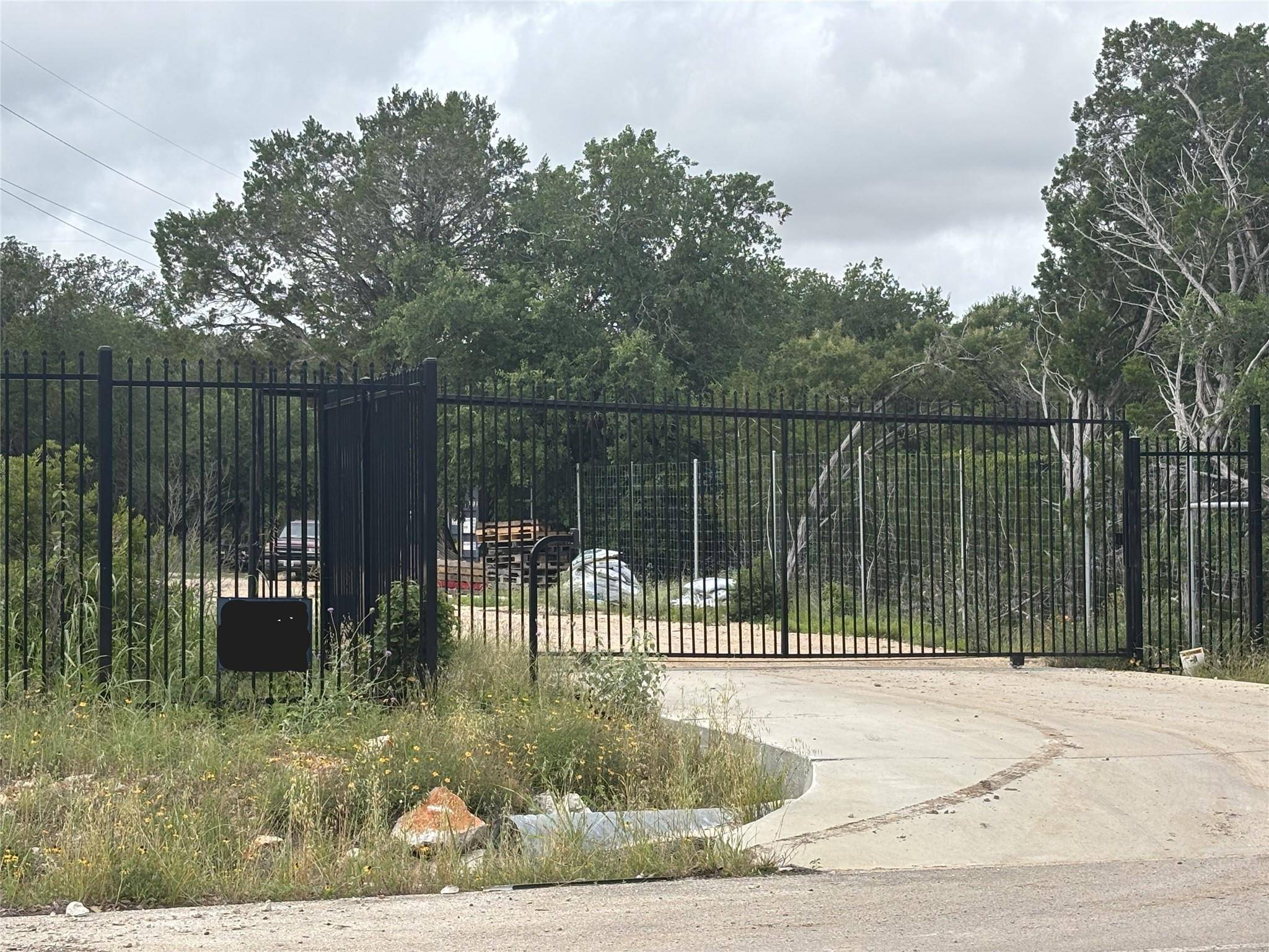 1711 W McCarty LN, San Marcos, TX 78666