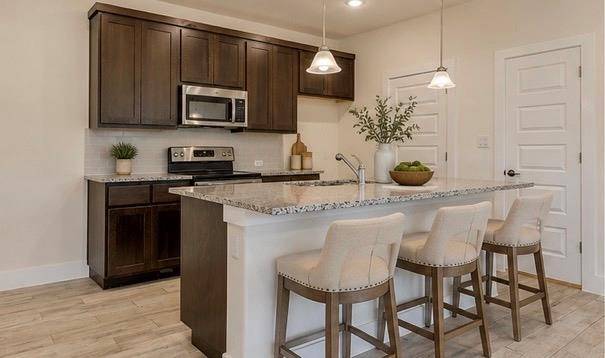 619 Parkline DR, Georgetown, TX 78626
