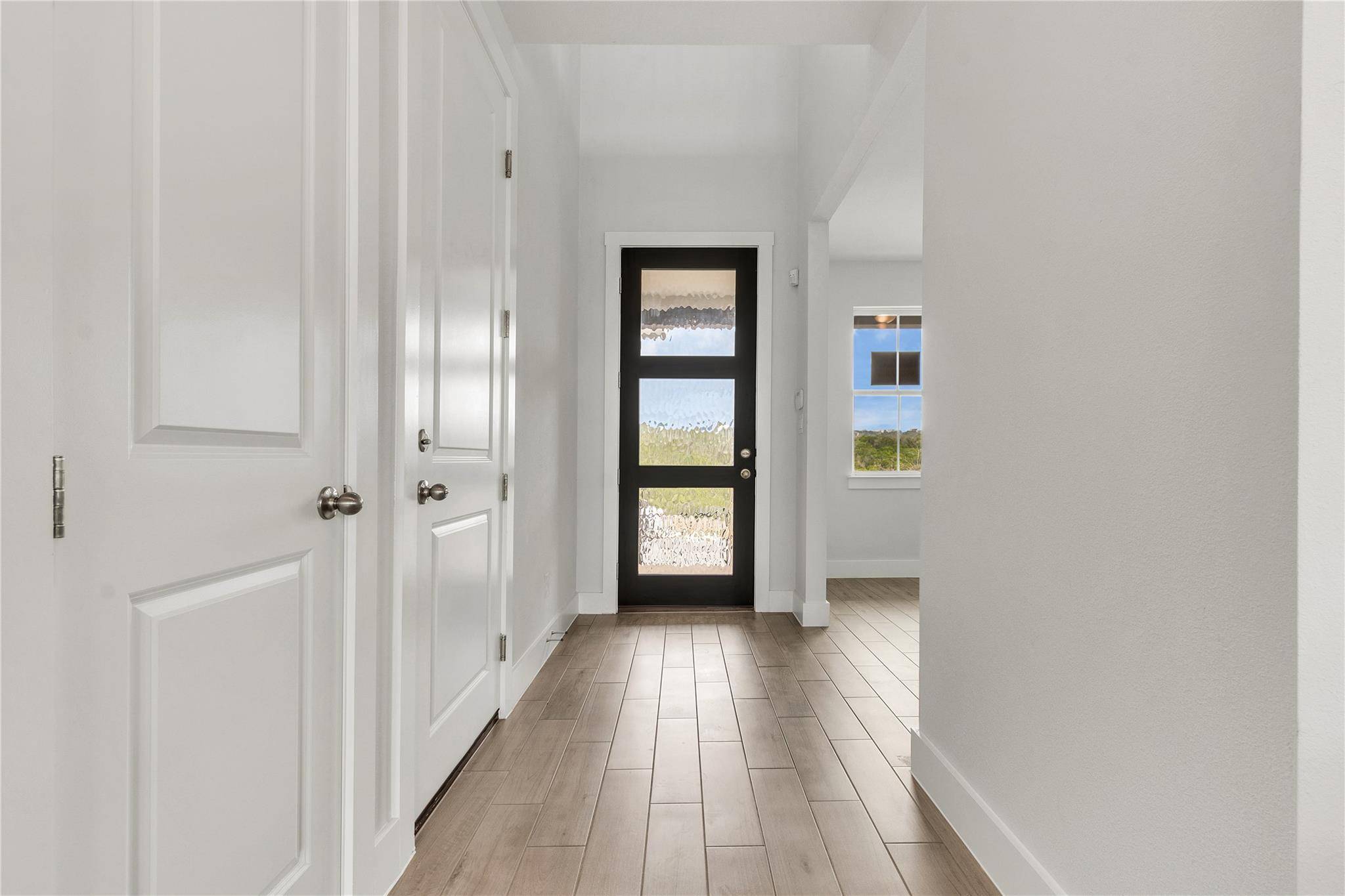 8516 Red Bottle Brush RD, Lago Vista, TX 78645