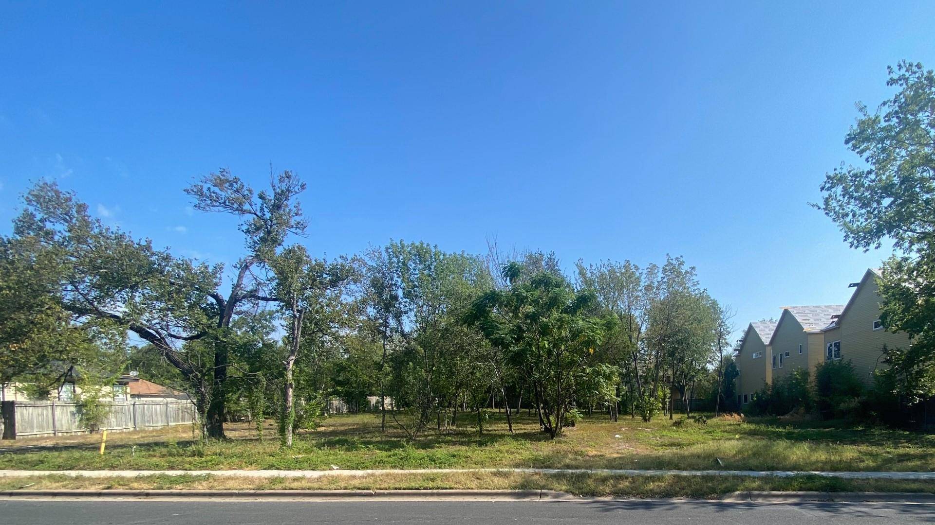 904 Morrow ST, Austin, TX 78757