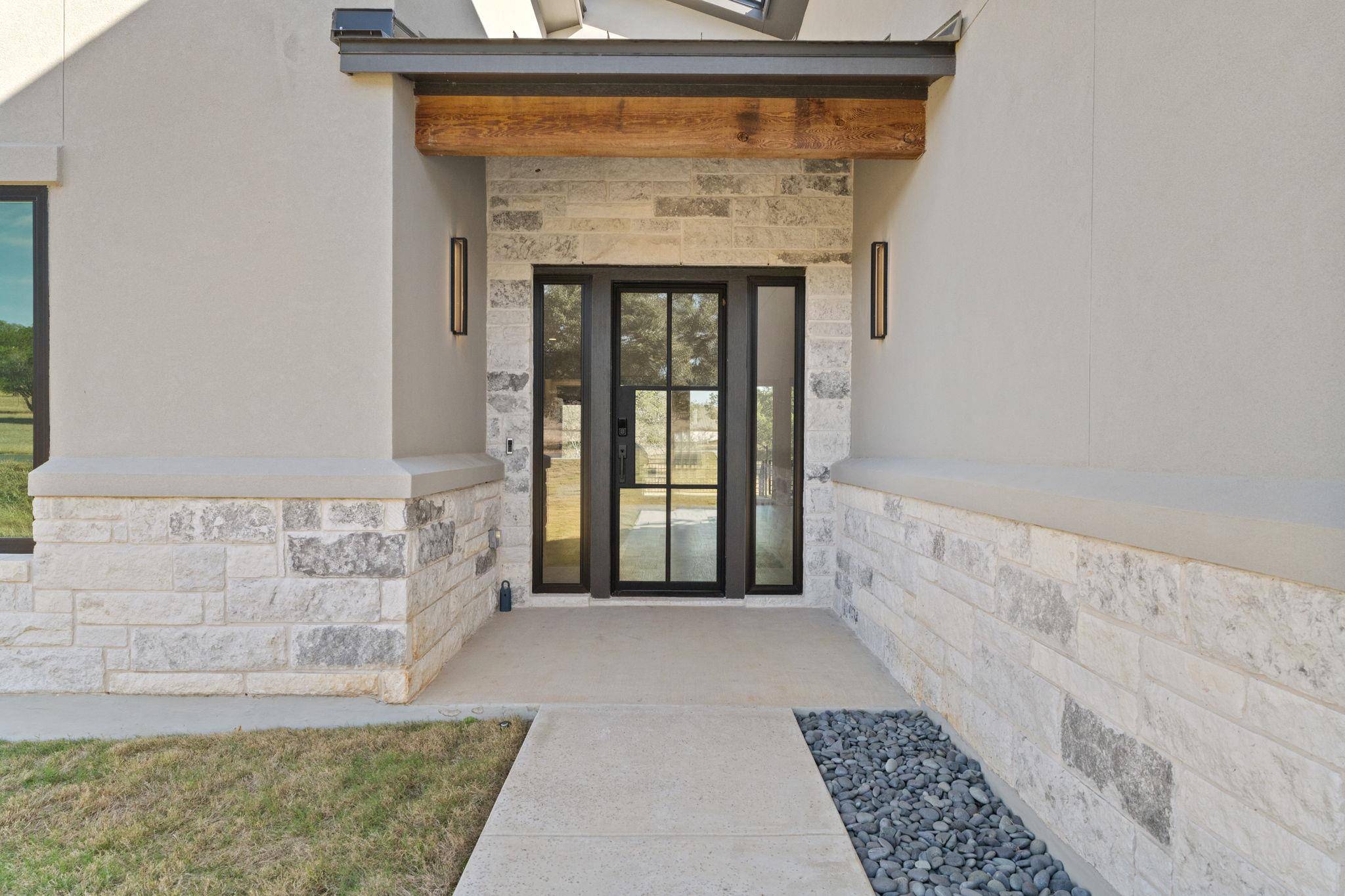 612 Broken Hills DR, Horseshoe Bay, TX 78657