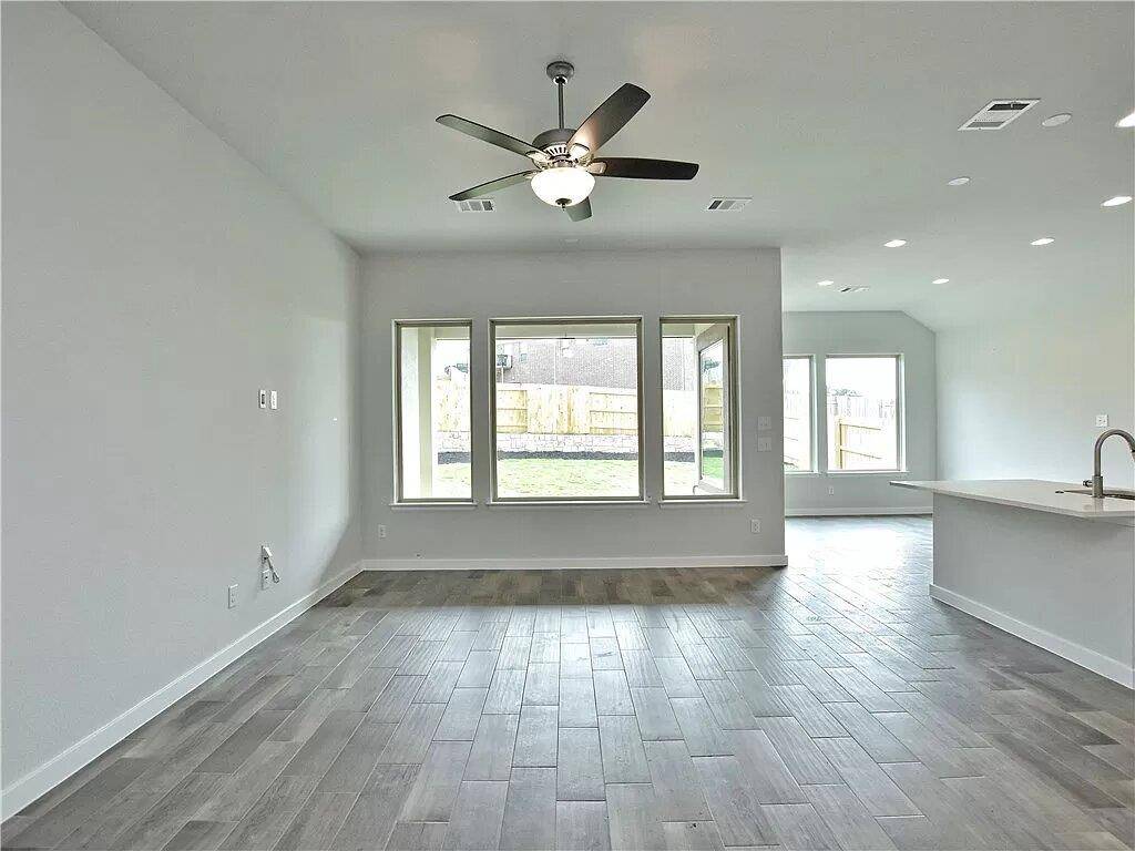 129 San Domenico CV, Georgetown, TX 78628