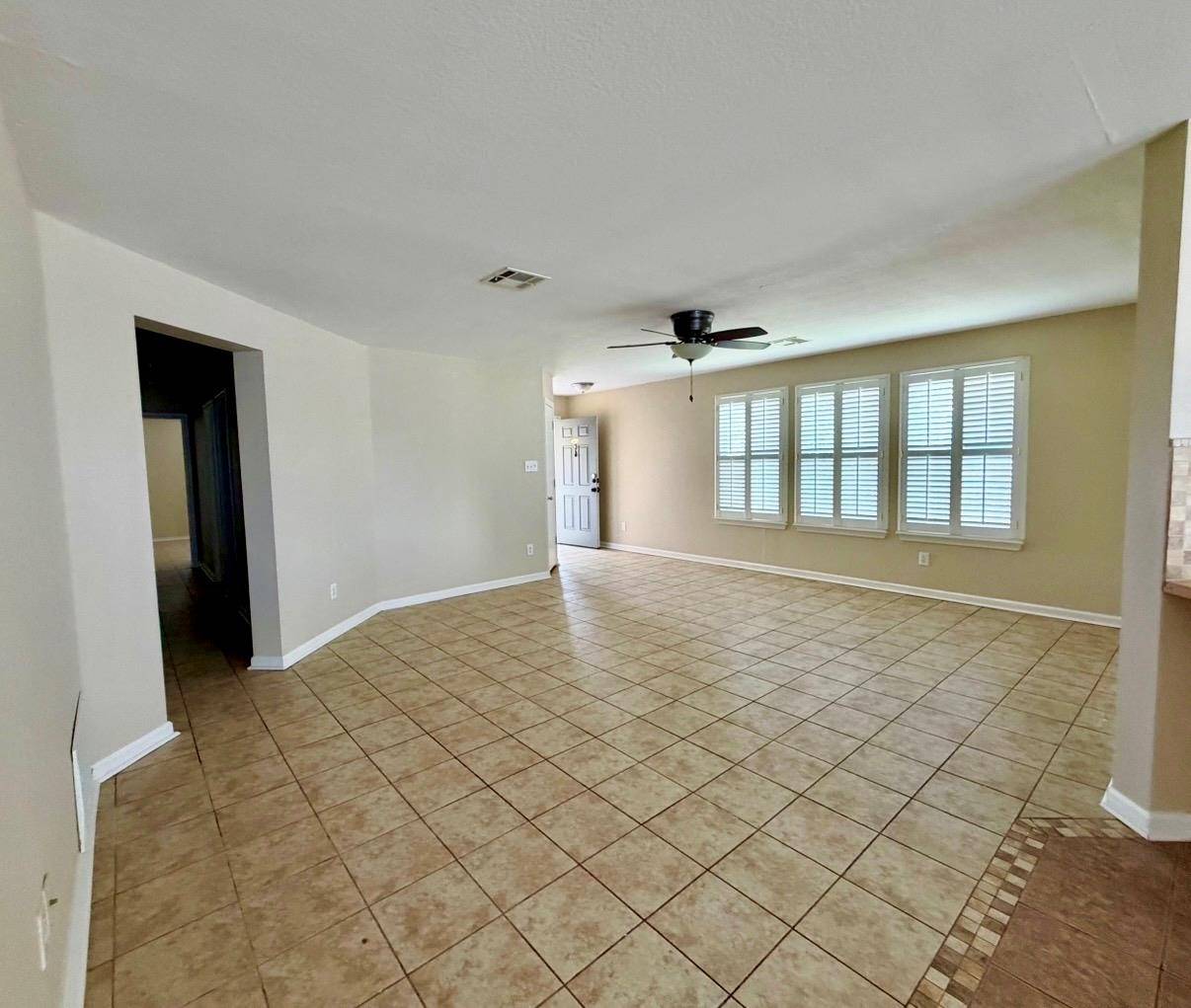 1148 Amberwood LOOP, Kyle, TX 78640