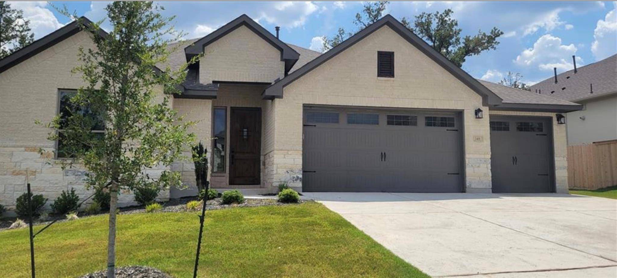 148 Kellogg LN, Bastrop, TX 78602