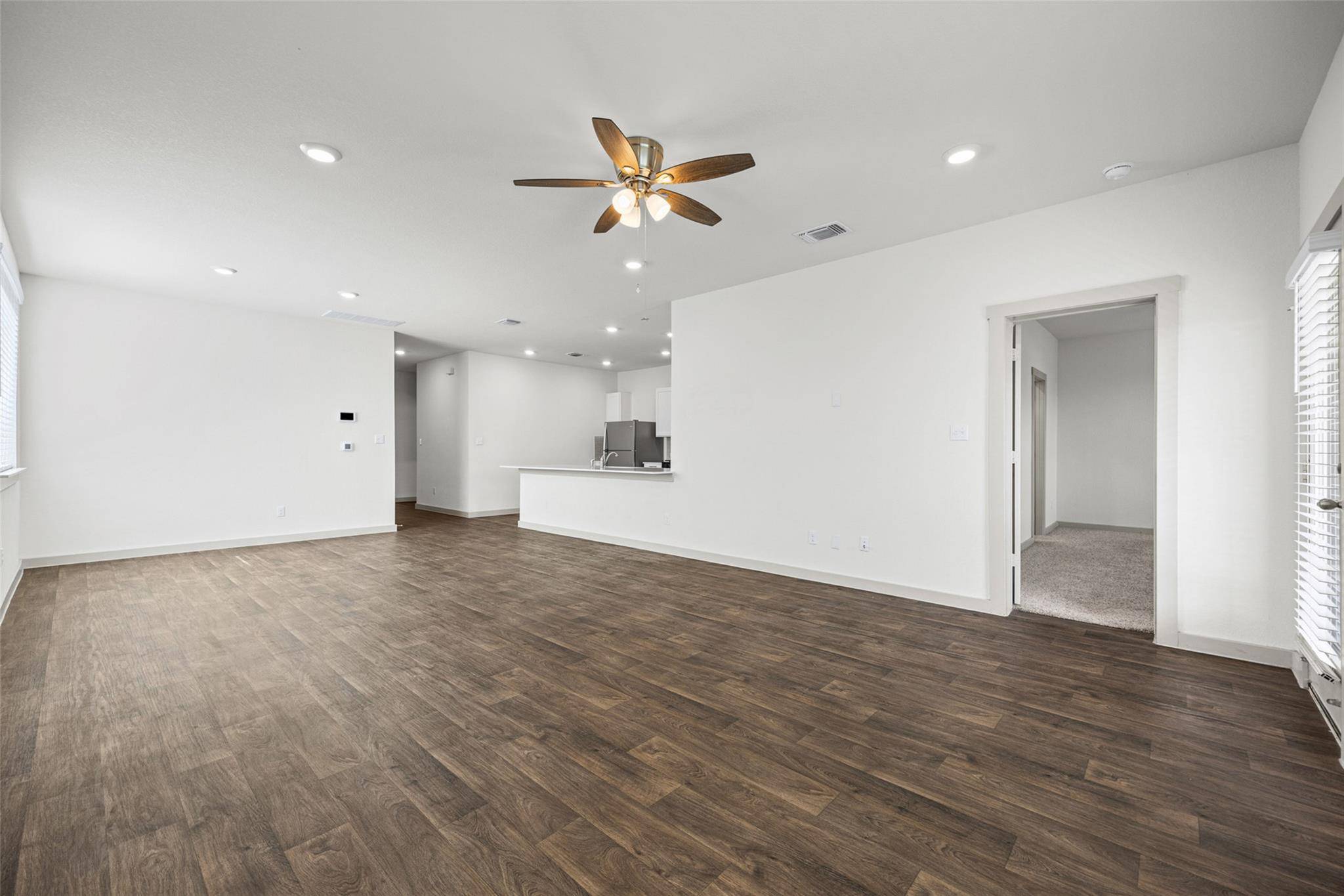 231 Lavaca River LN, Hutto, TX 78634