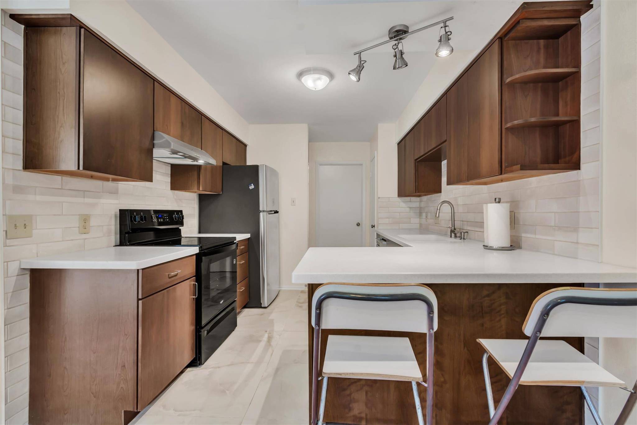 5703 W Gate BLVD #B, Austin, TX 78745