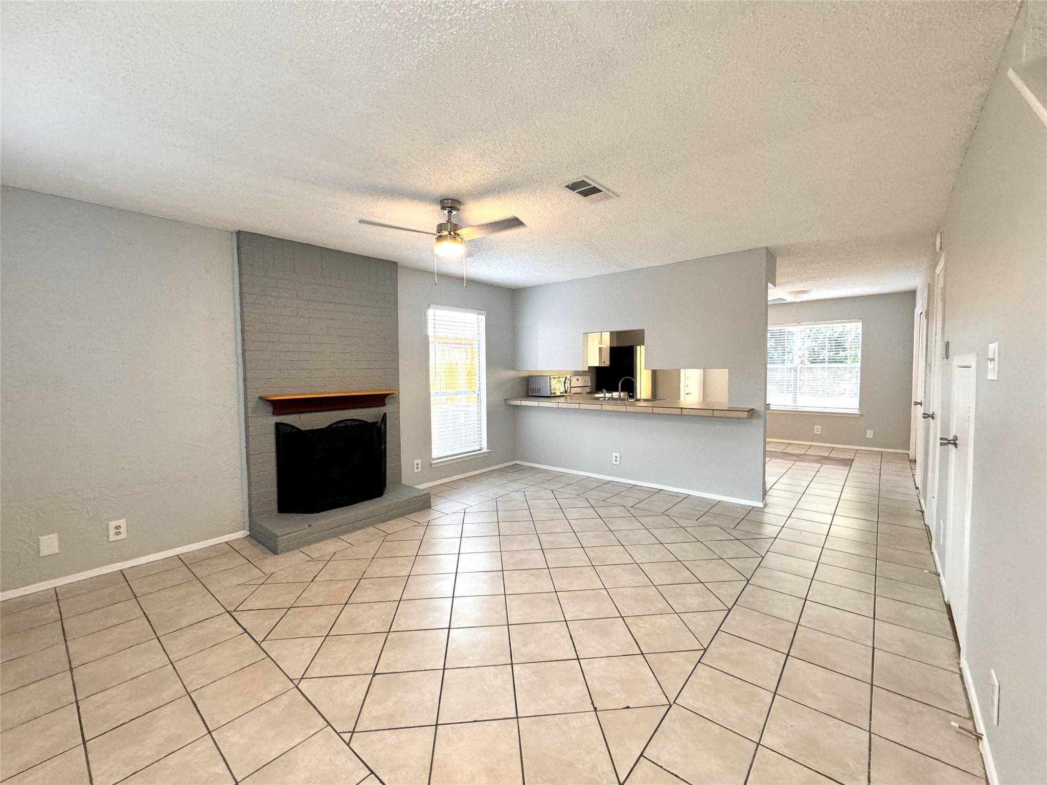 2203 Granberry DR #A, Austin, TX 78745