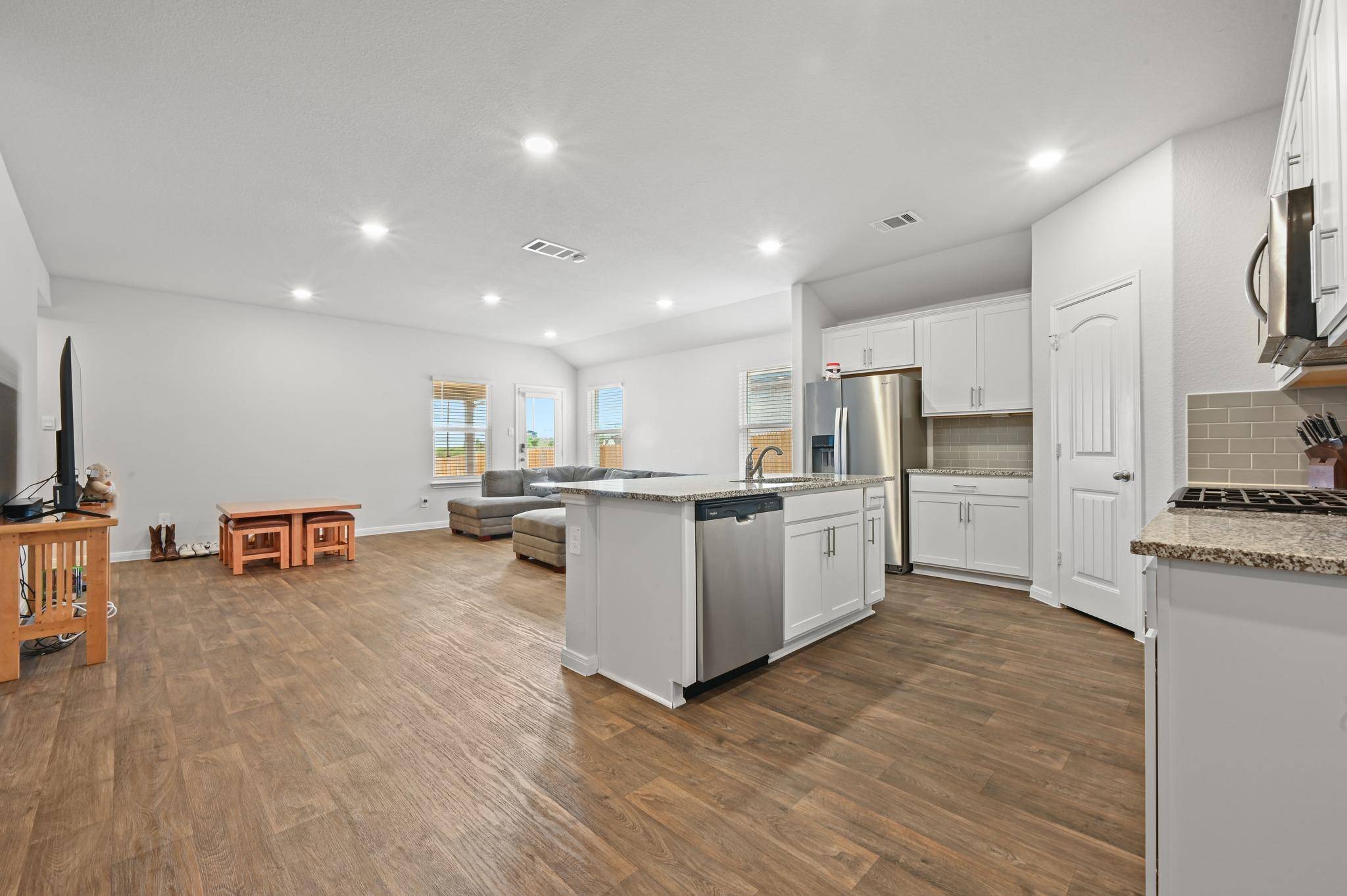 125 Escala WAY, San Marcos, TX 78666