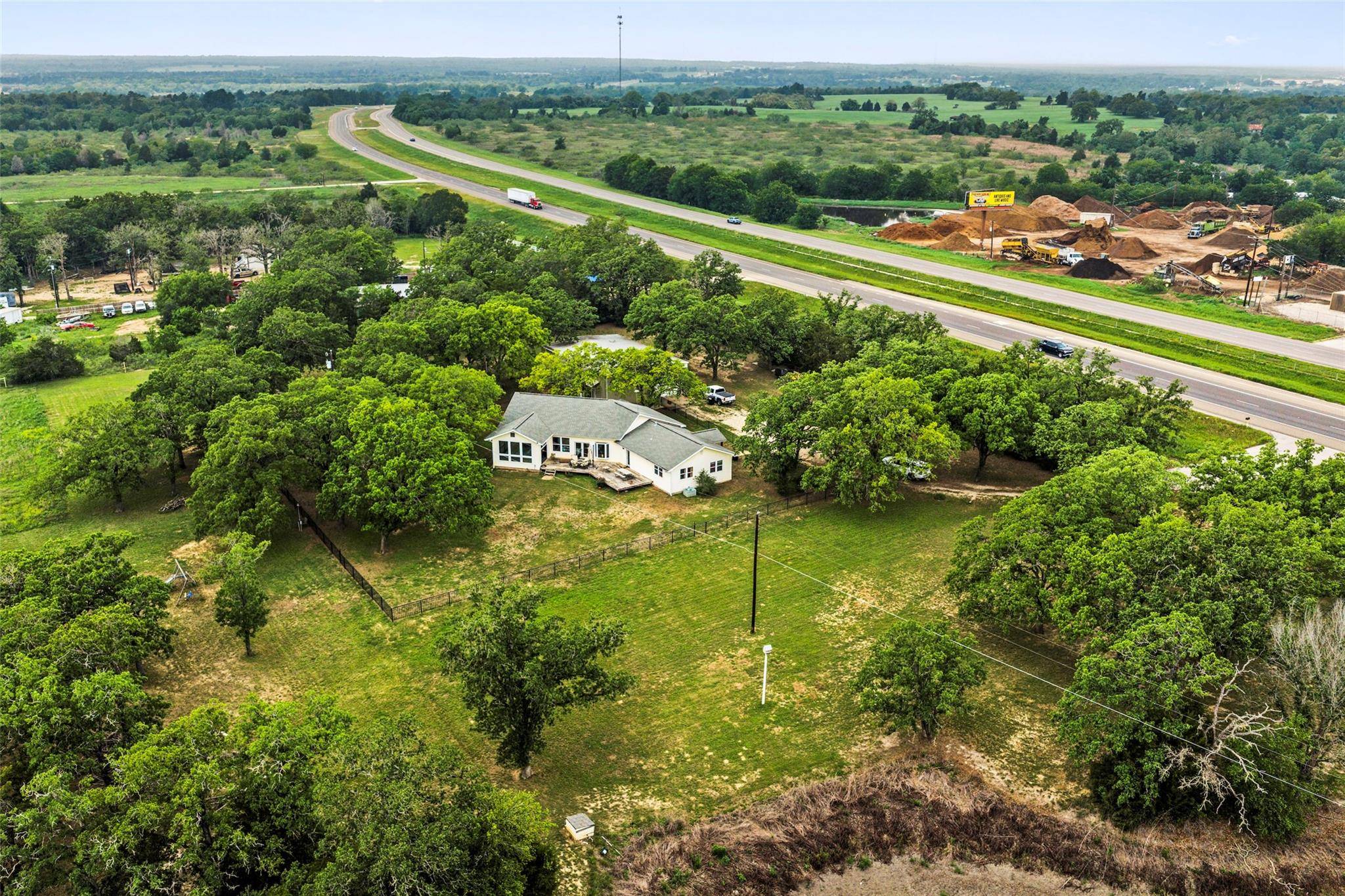 1389 Highway 290 E, Elgin, TX 78621