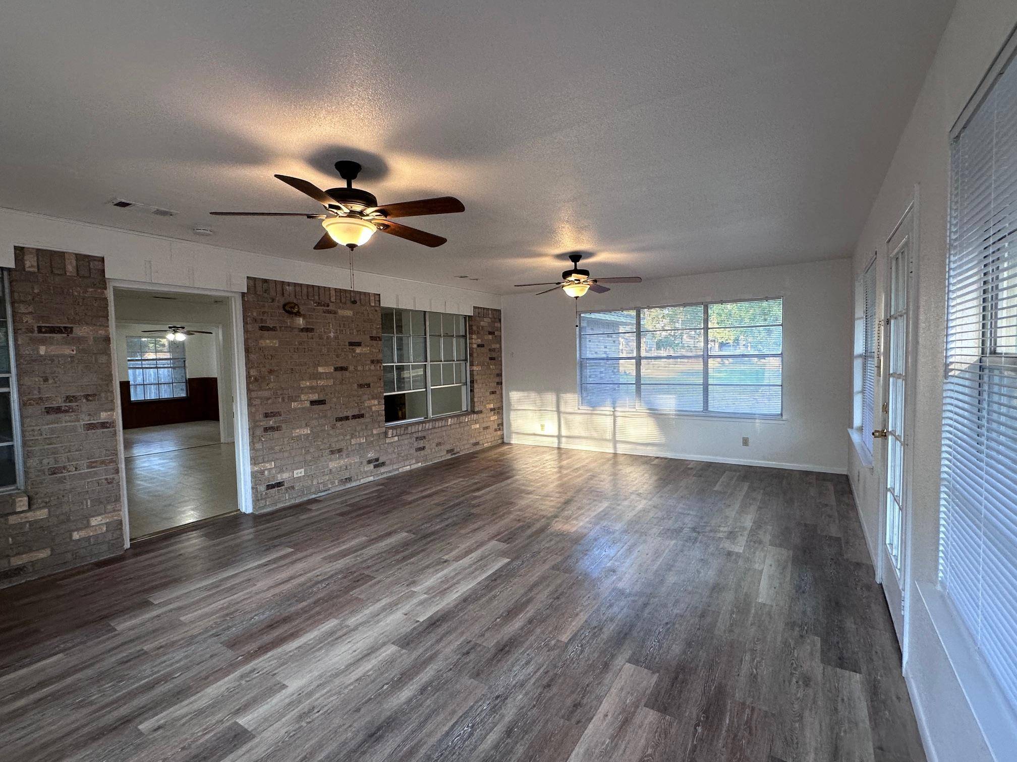 124 Plum St ST, Bastrop, TX 78602