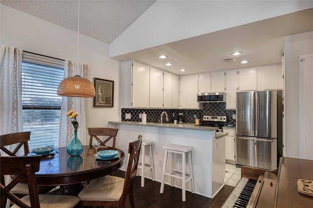 1748 Ohlen RD #74, Austin, TX 78757