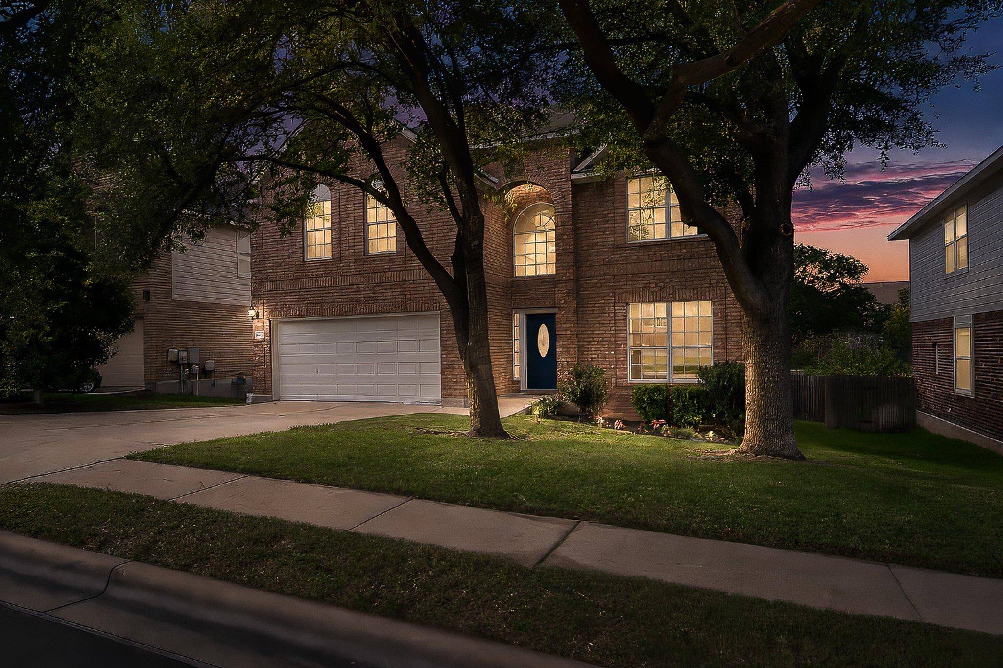 2106 Faldo LN, Round Rock, TX 78664