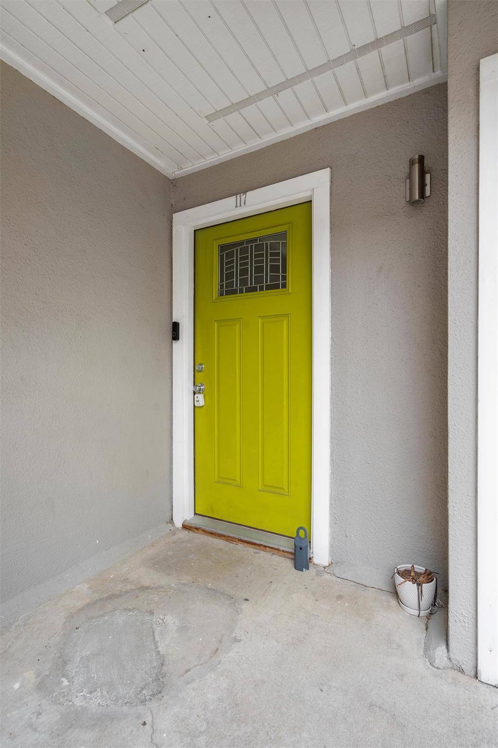 935 La Posada DR #117, Austin, TX 78752