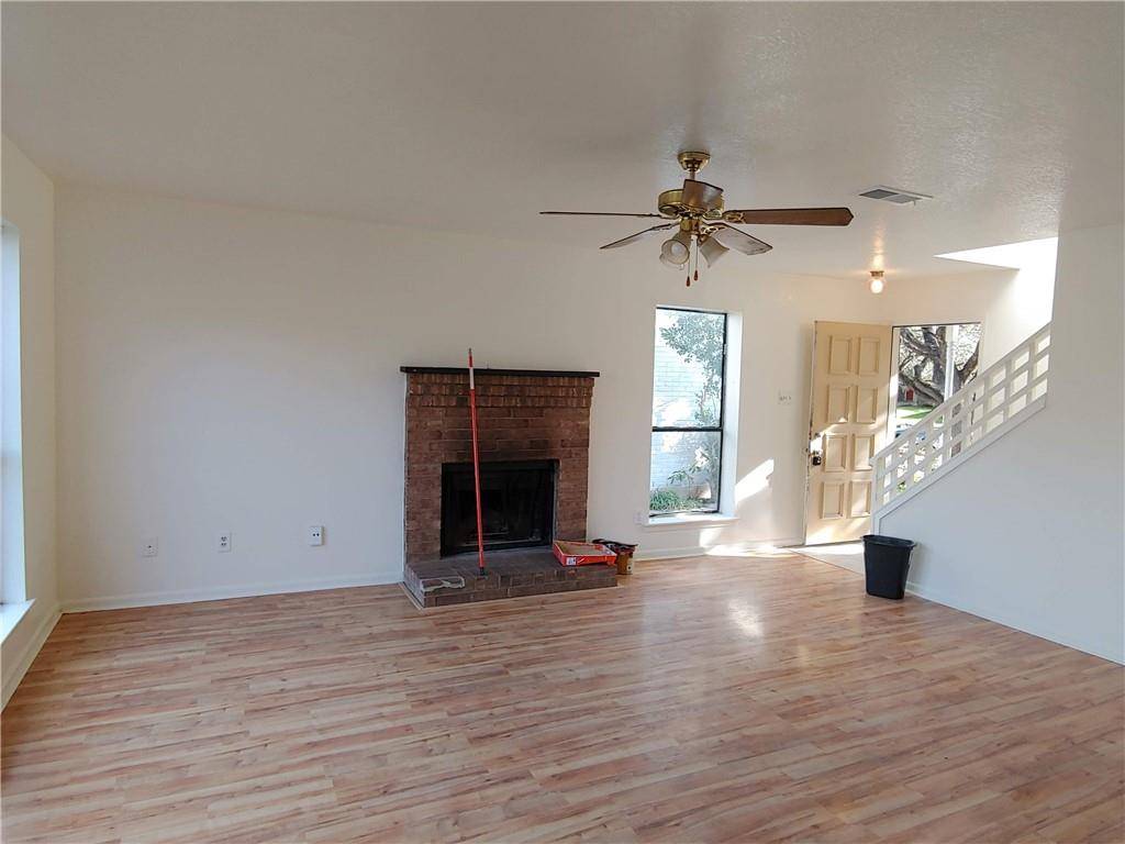 13353 Water Oak LN #A, Austin, TX 78729