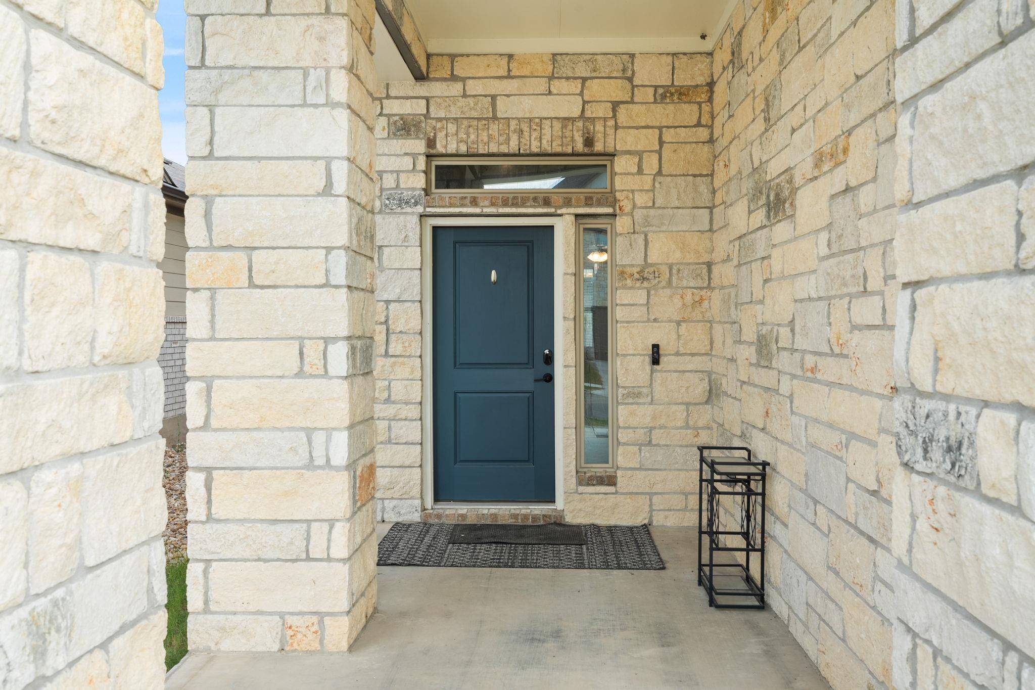 195 White Horses DR, Kyle, TX 78640