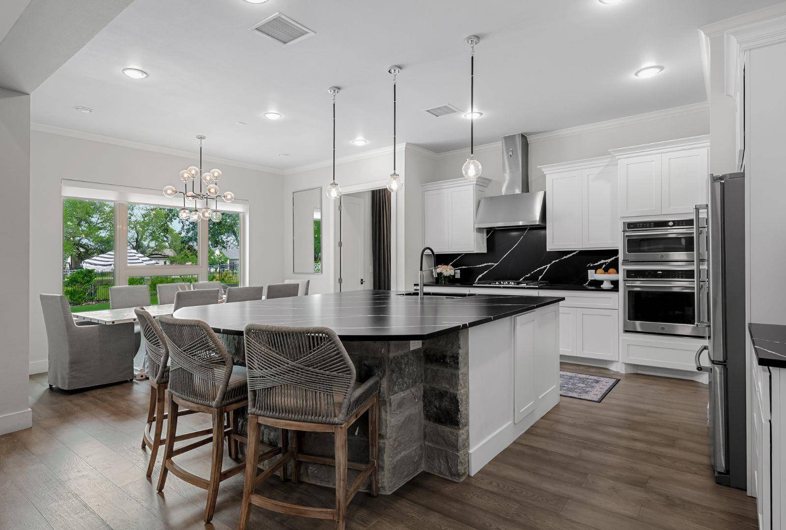 495 Bunker Ranch BLVD, Dripping Springs, TX 78620