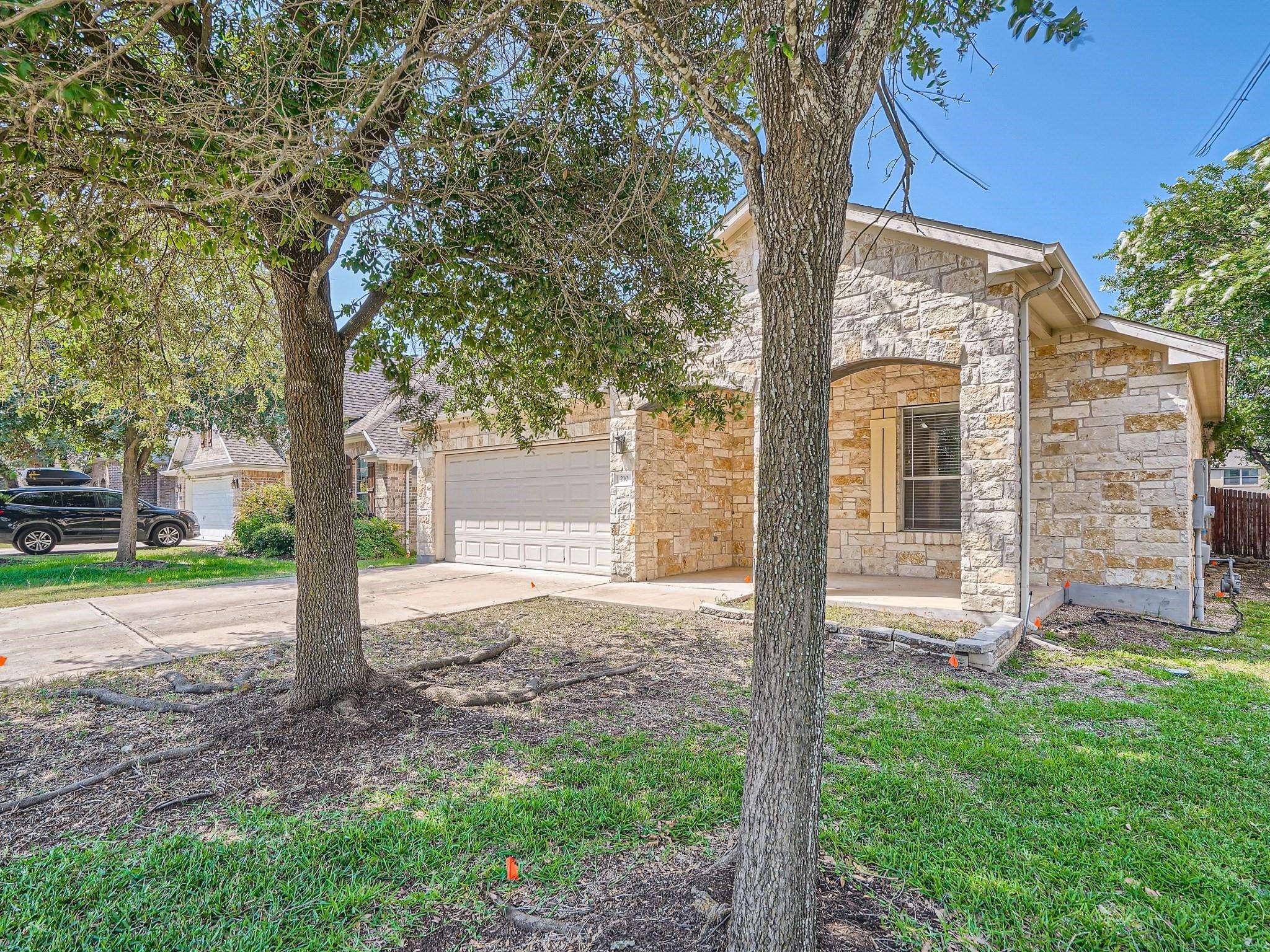 210 Arrowhead TRL, Cedar Park, TX 78613