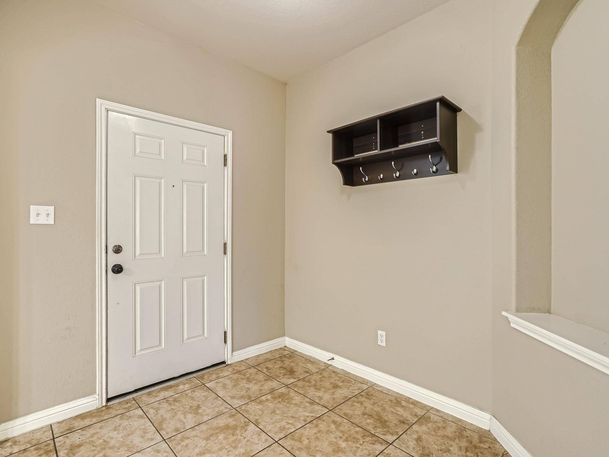 210 Arrowhead TRL, Cedar Park, TX 78613