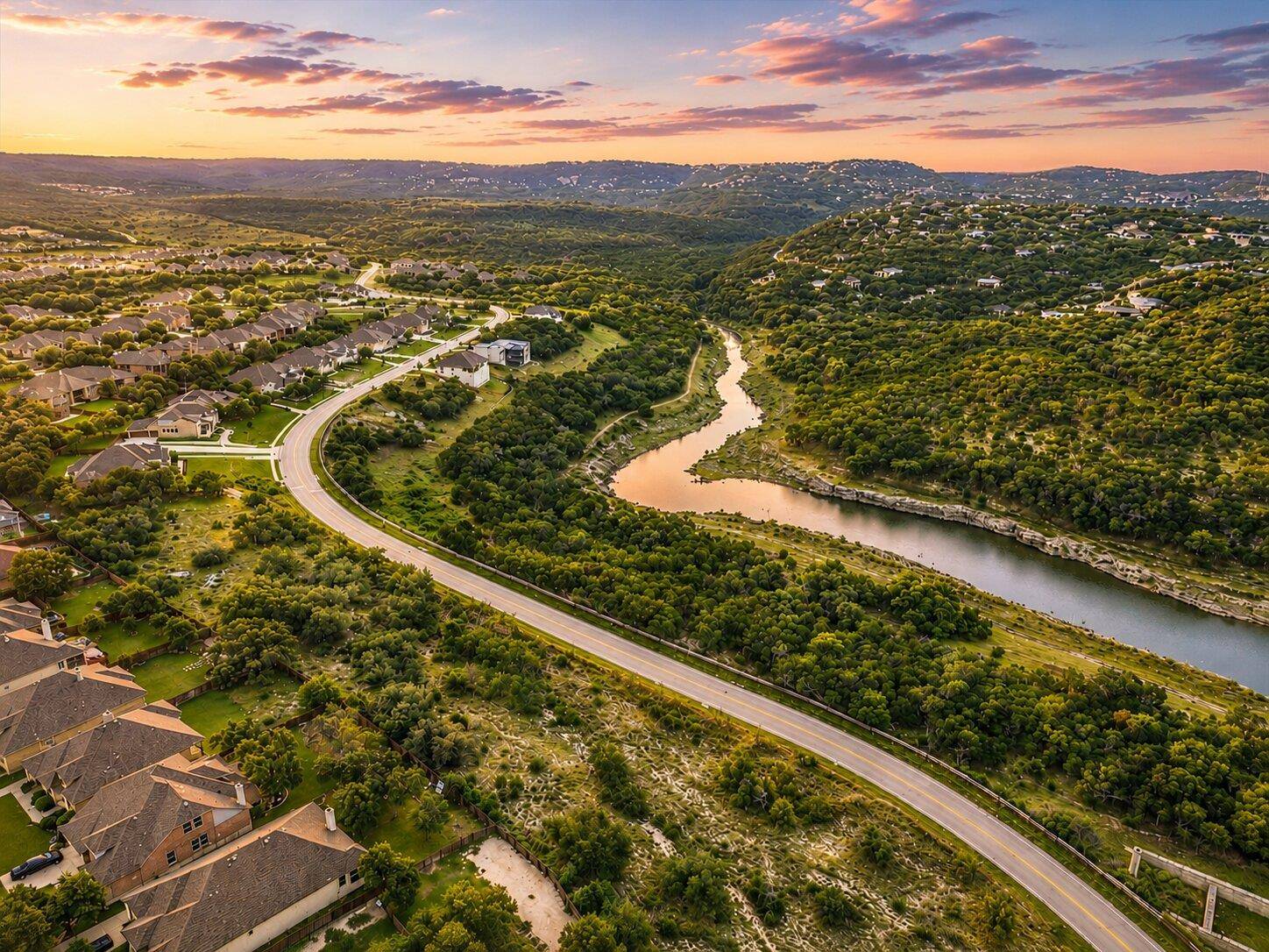 7508 Tessera PKWY, Lago Vista, TX 78645