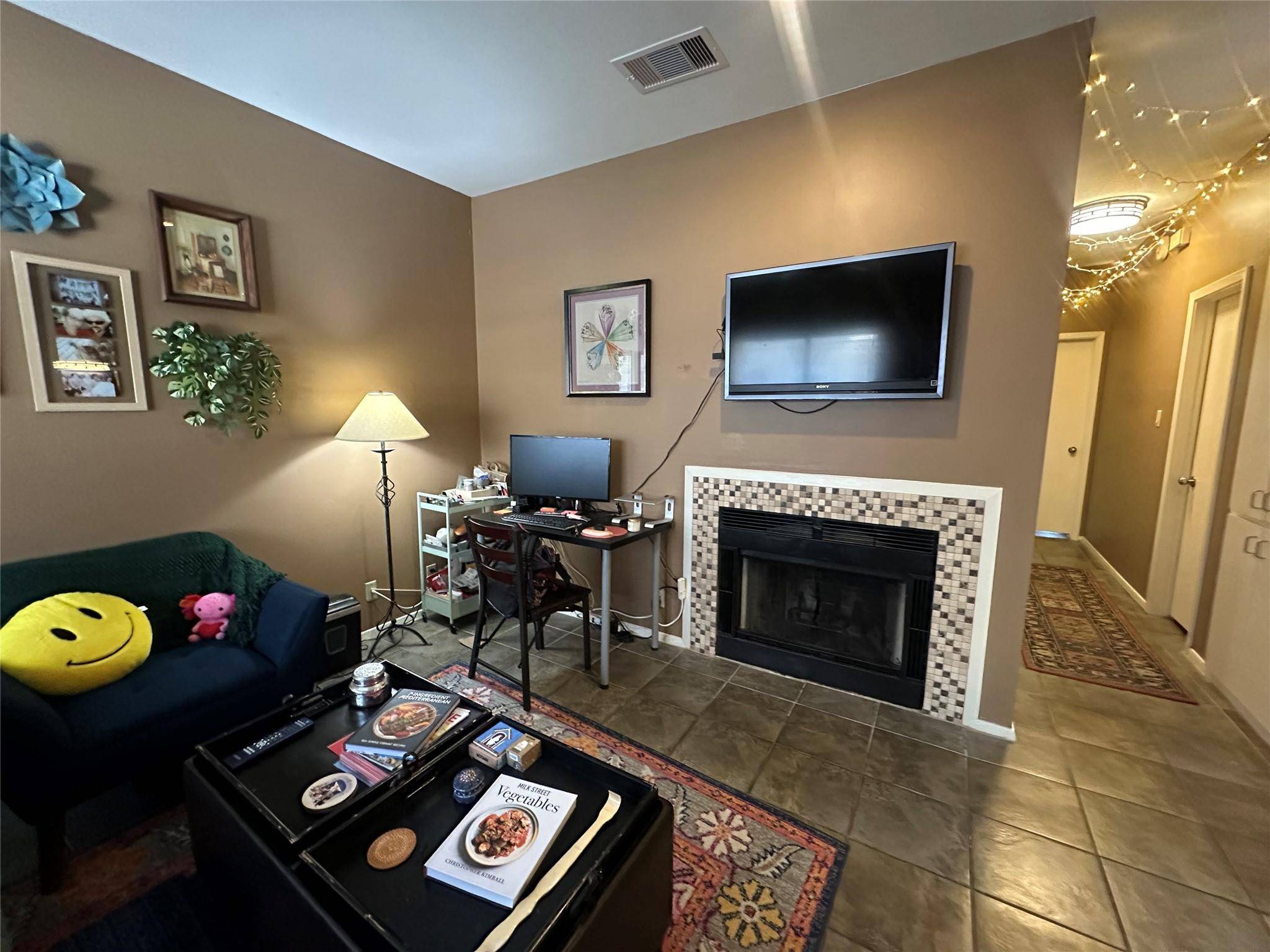 106 E 30th ST #203, Austin, TX 78705
