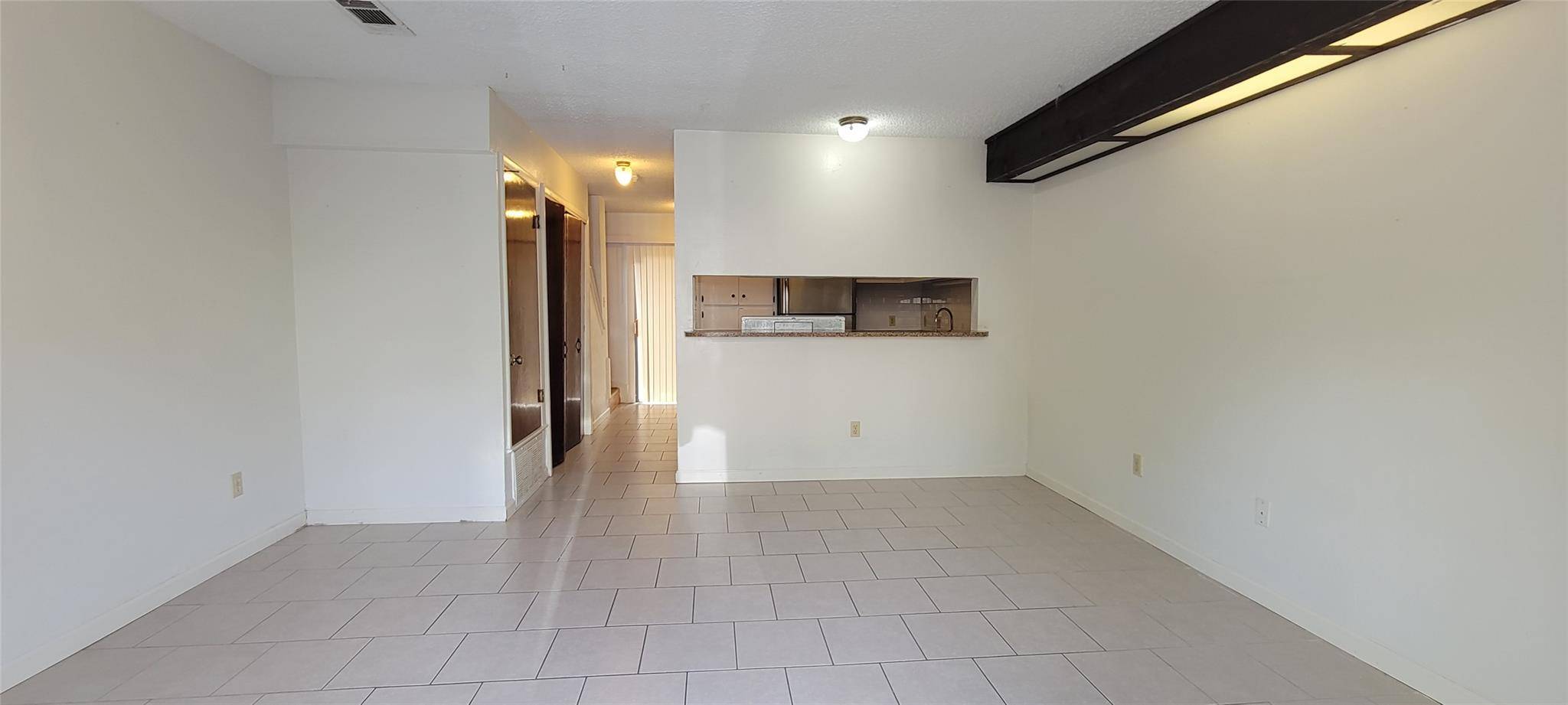1221 W Hopkins ST #7, San Marcos, TX 78666